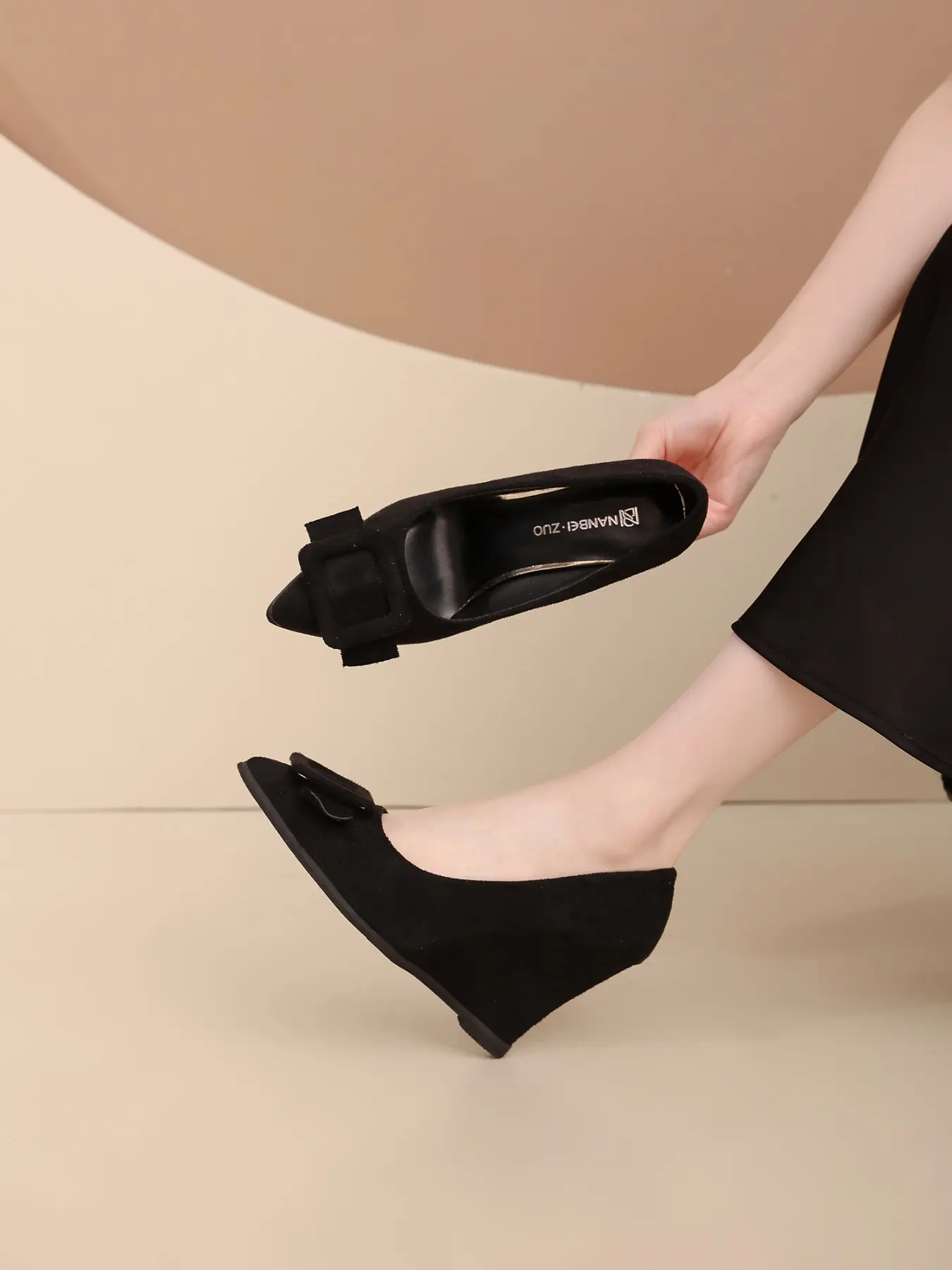 Women's Suede Heel Pumps, Elegant Slip-On Design, Solid Color, Thick Sole, Perfect for Office & Parties, Comfortable & Stylish
