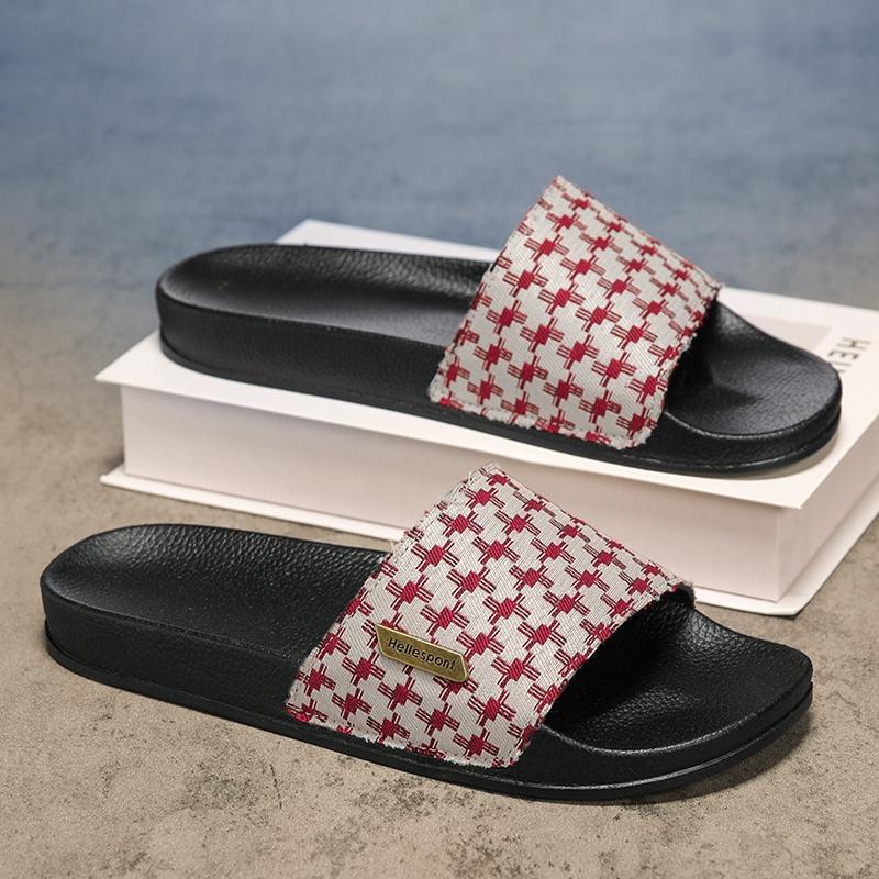 2026 Summer New Classic One-Strap Slippers for Couples, High-End Home and Outdoor Slippers, European and American Men's Style