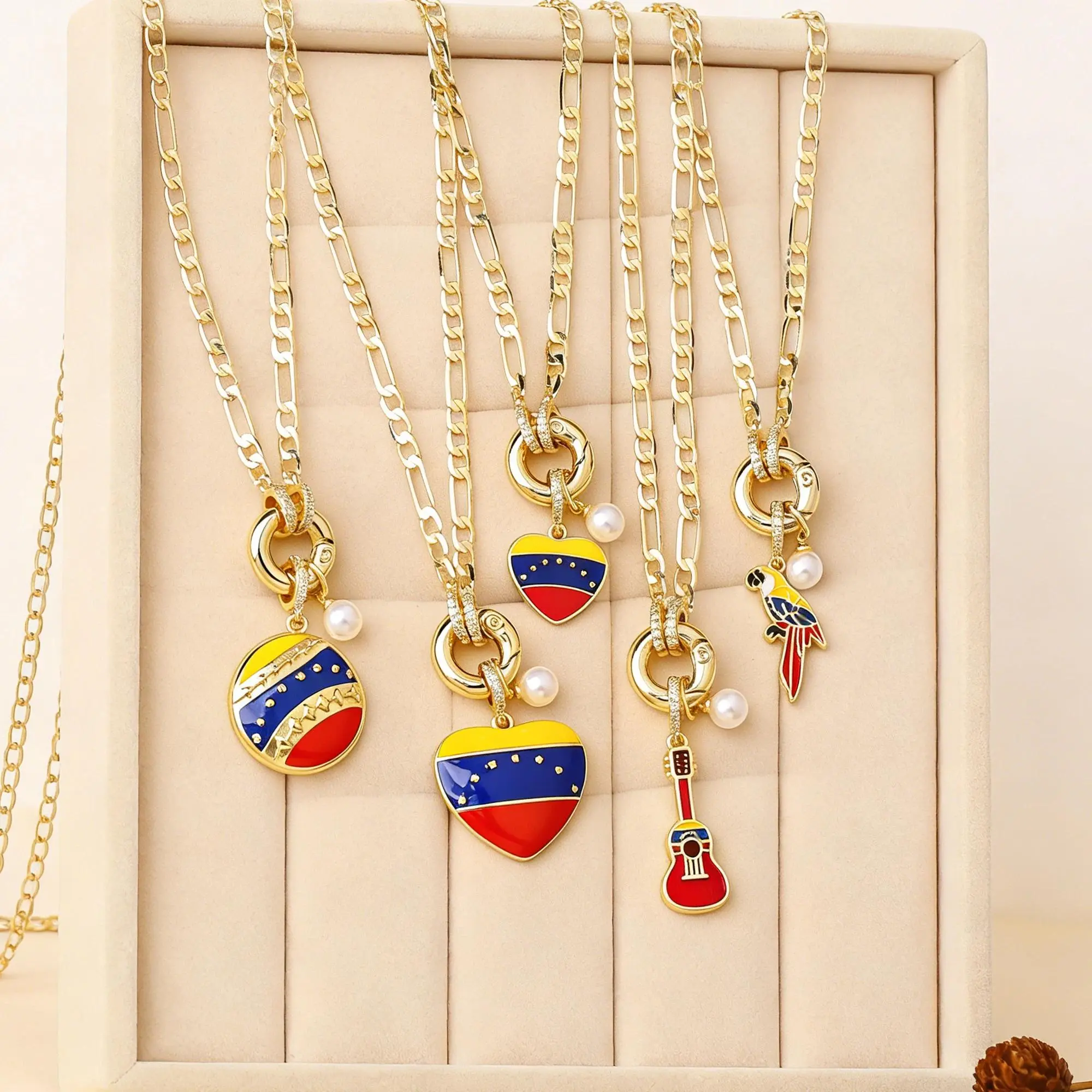 Venezuela Flag Metal Enamel Pendant Necklace Creative Bird Violin Heart Charm Neck Choker New Trend Jewelry Gift for Men Women