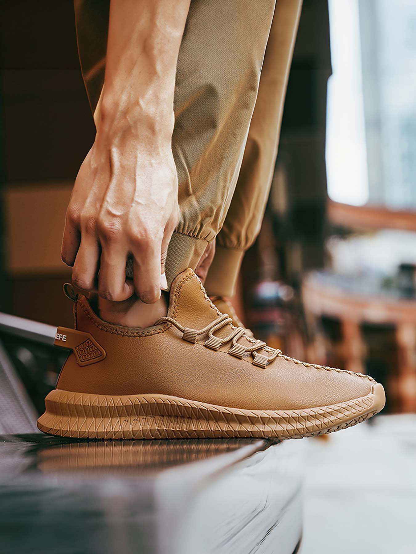 Men's Flyknit Sneakers, Breathable Lightweight Soft-Soled Athletic Casual Shoes, Suitable for Daily Wear