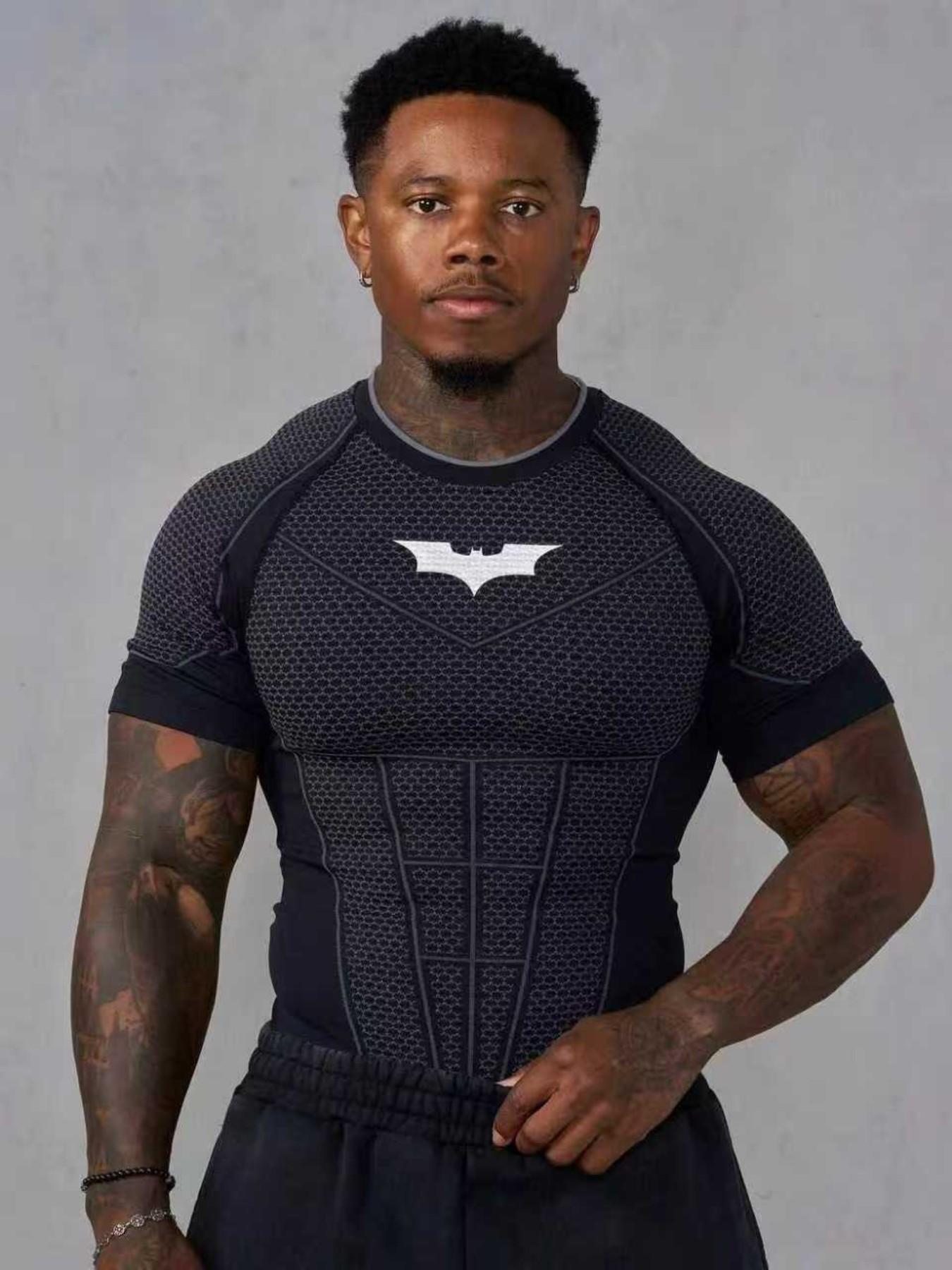 Men's Batman Compression Sports Shirt, Short Sleeve Workout Top, Quick-Dry Breathable Athletic Apparel, Ideal for Fitness Training