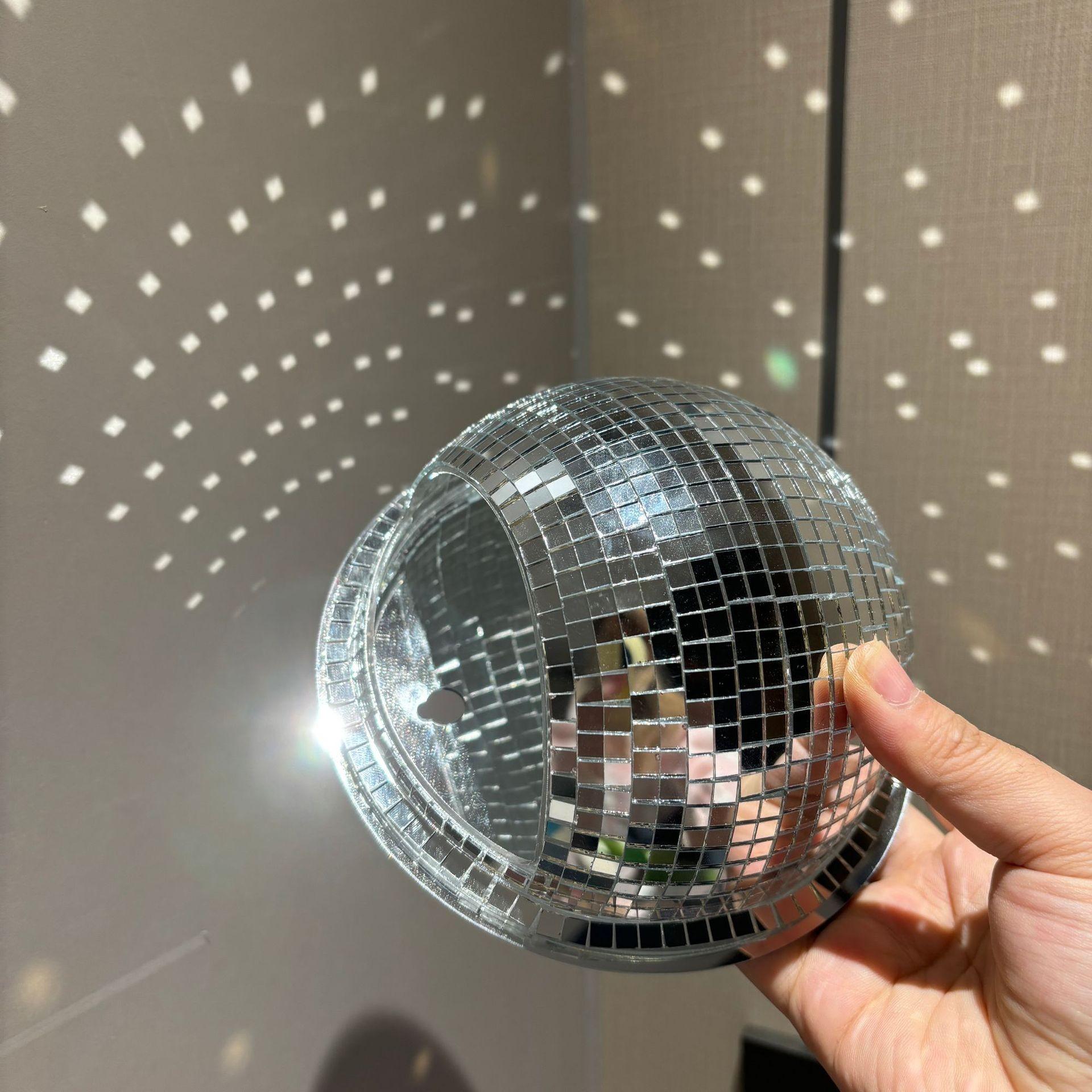 Wall-Mounted Disco Vase, Mirror Creative Hydroponic Pot, Wall-Hanging Decorative Planter, Flashing Mirror Refraction, Ideal for Bedroom, Balcony, Living Room, Entryway