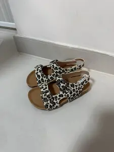 Trendy Leopard Print Kids Birkken Sandals, Dual Buckle Soft Wood Sole, Breathable Anti-Slip Summer Shoes for Boys and Girls