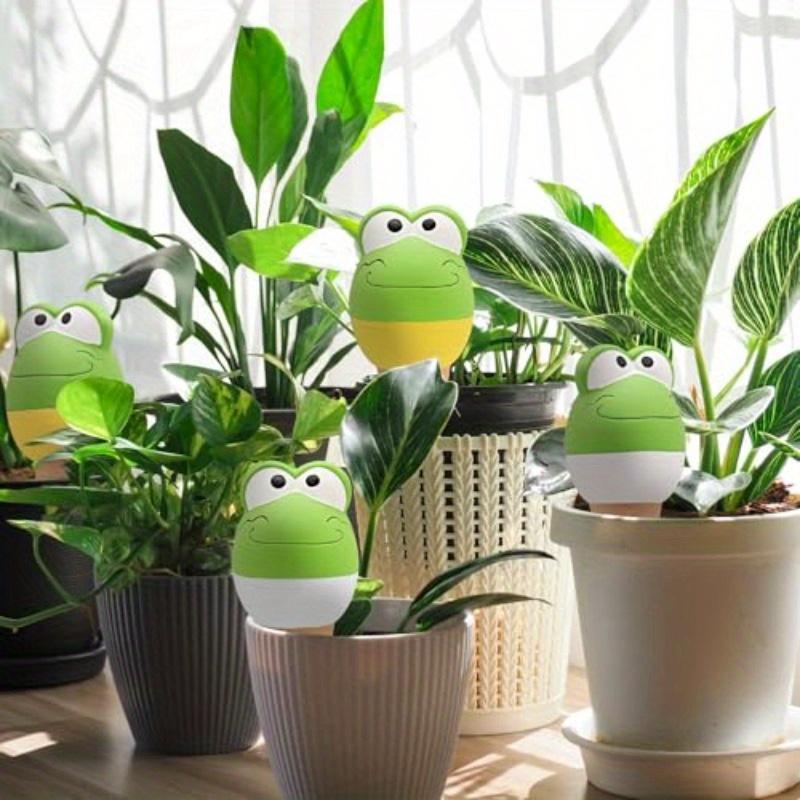 4-piece terracotta self-watering tip: automatic plant watering device, continuous water supply system with slow-release wet balls, garden irrigation tools, interesting gardening supplies, high-quality terracotta materials and humidity control.