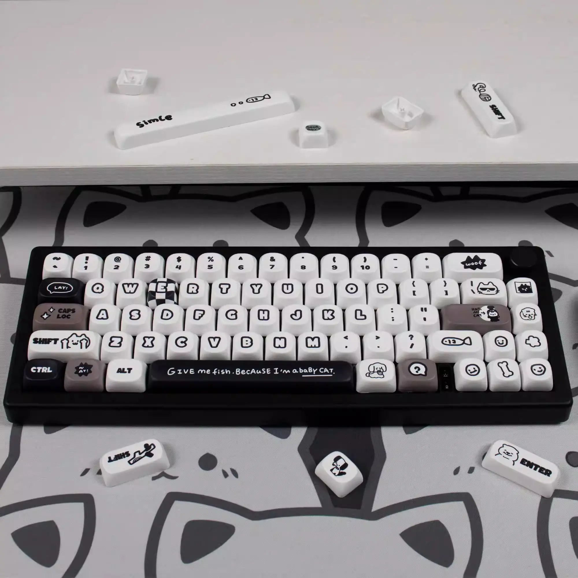 131-Key Cat Dog Theme Pbt Keycaps, Dye Sublimation Process, Moa Profile, Aesthetics, Compatible with Mx Axes, for 61/64/68/87/96/104/108 Keyboards, Craftsmanship