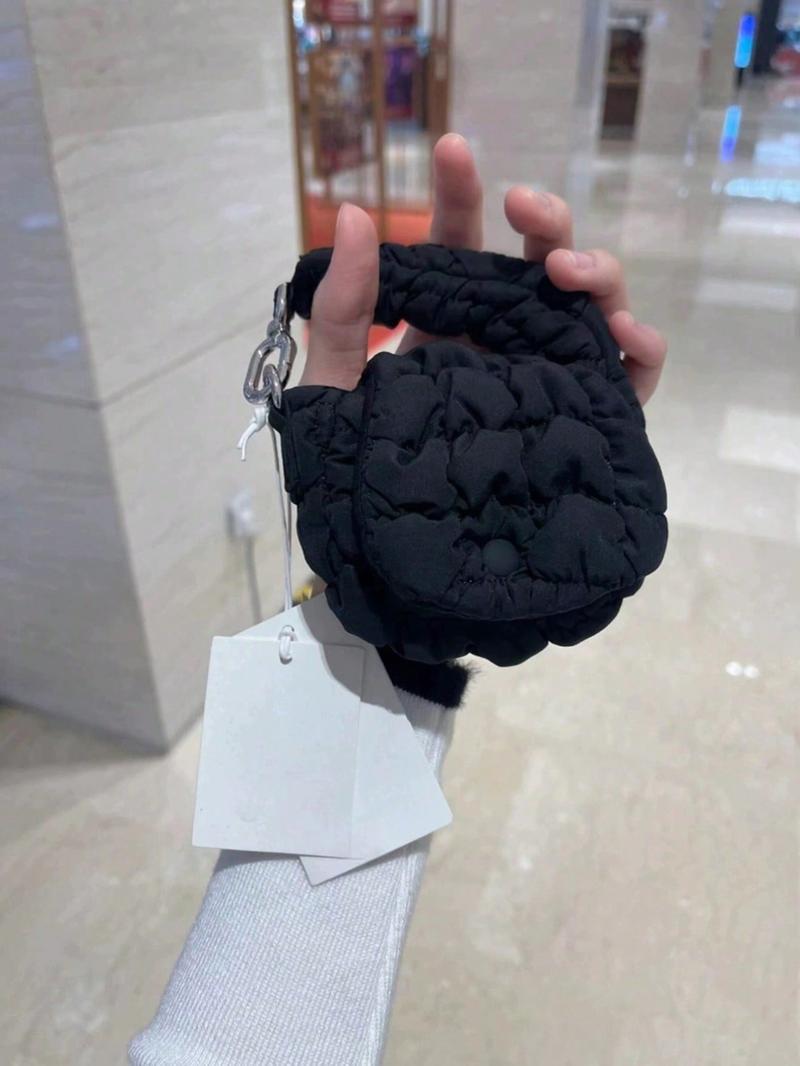 Women's Solid Color Ruched & Quilted Design Coin Purse, Fashionable Mini Handbag for Earphone & Key, Casual Trendy Versatile Coin Storage Bag, Elegant Minimalist Handbag