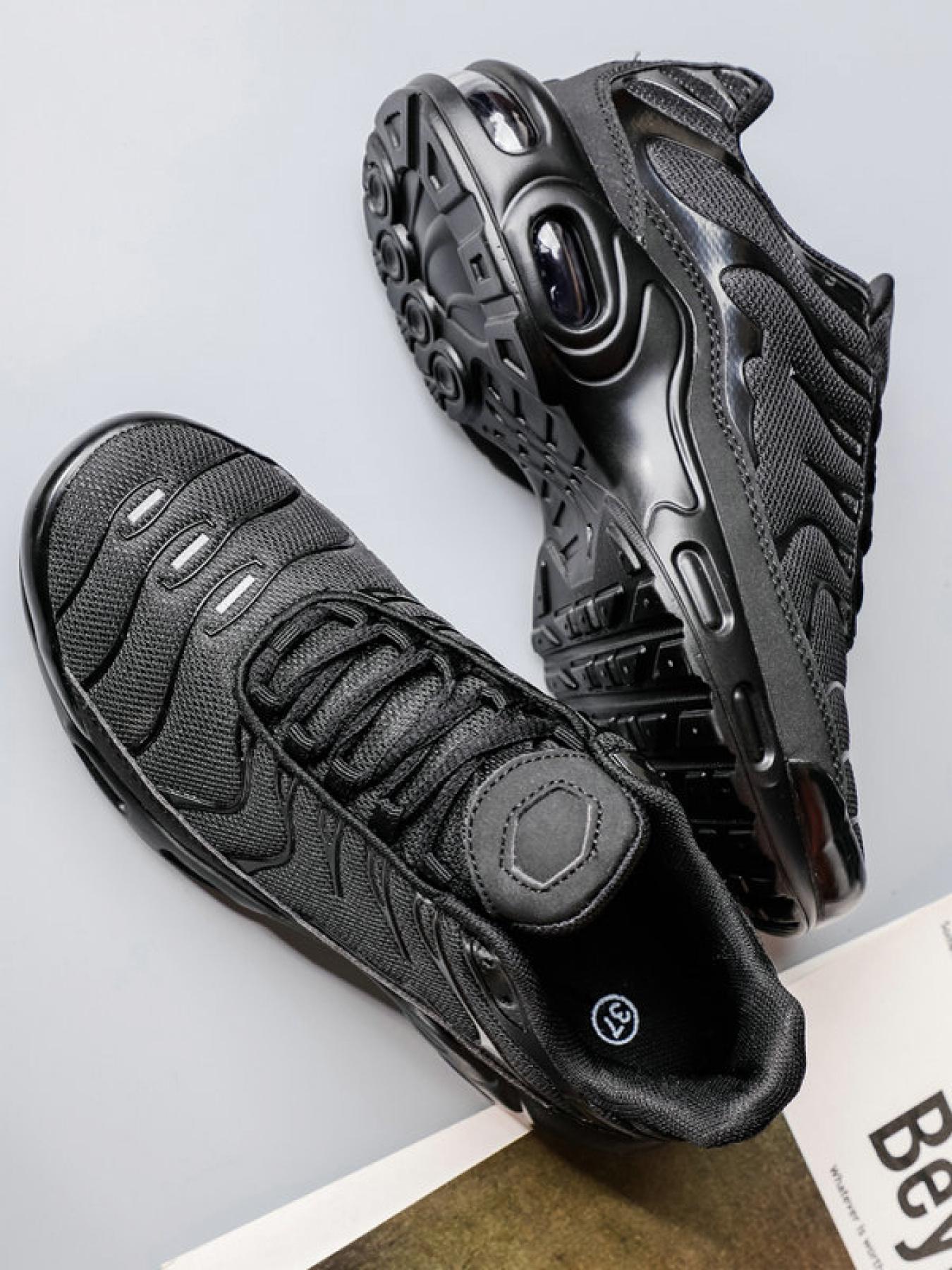 Unisex's Retro Air Cushion Sneakers, Colorblock Design with Breathable Mesh & Patent Leather Accents, Visible Air Units for Superior Shock Absorption, Trendy Retro Style Ideal for Streetwear and Daily Casual Outfits