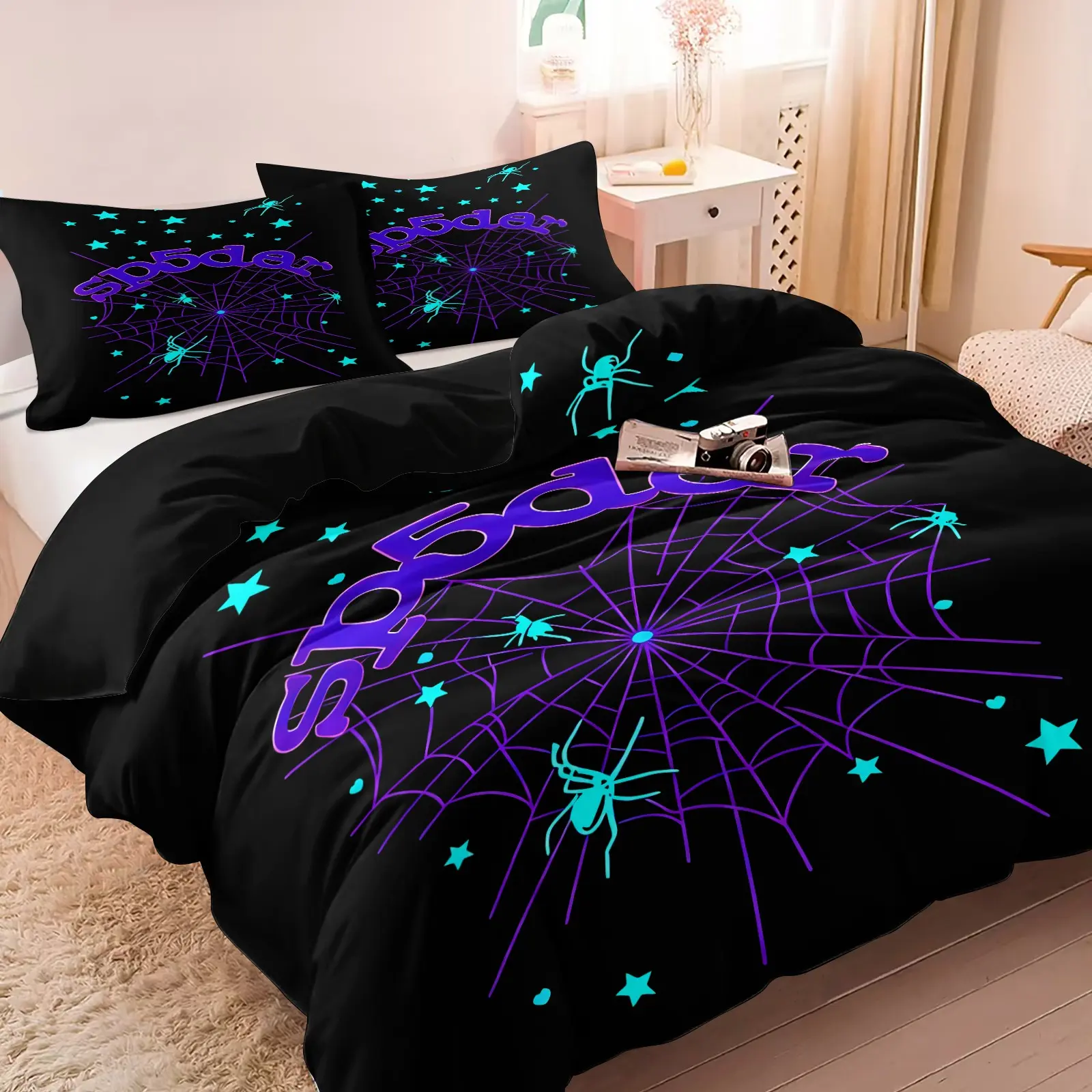Black Base Neon Purple Spider Web Duvet Cover Set, 1 Duvet + 1-2 Pillowcases, Cyber Sweet Cool Spider & Artistic Font Print, Y2K Sweet‑Goth Style Soft Bedding for Teens Bedroom Dorm Gaming Room Halloween Decor, Printed Bedding Set