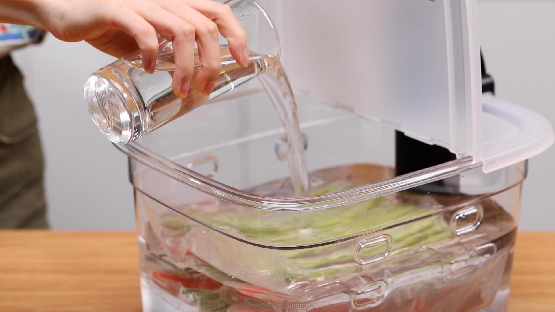 EVERIE 12QT Sous Vide Container Pot Collapsible Insulated Lid Removable Rack Summer Cooking Ware Compatibe With Anova Nano AN400 / AN500-US00 / Instant Pot and Breville Joule(EVC-1202-Nano)