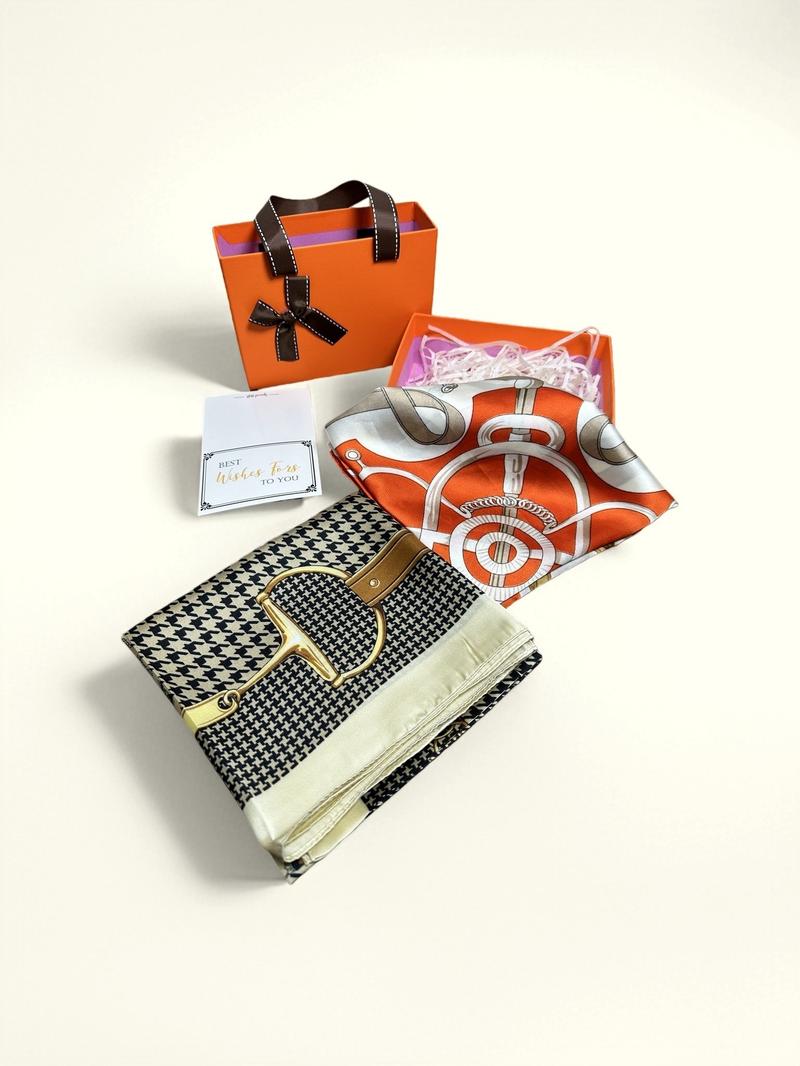 Valentine's Day Gift Box Set, Women's Spring High-End Fashion Versatile Classic Vintage Print Scarf Headscarf, Perfect for Girlfriend Wife Best Friend Mother