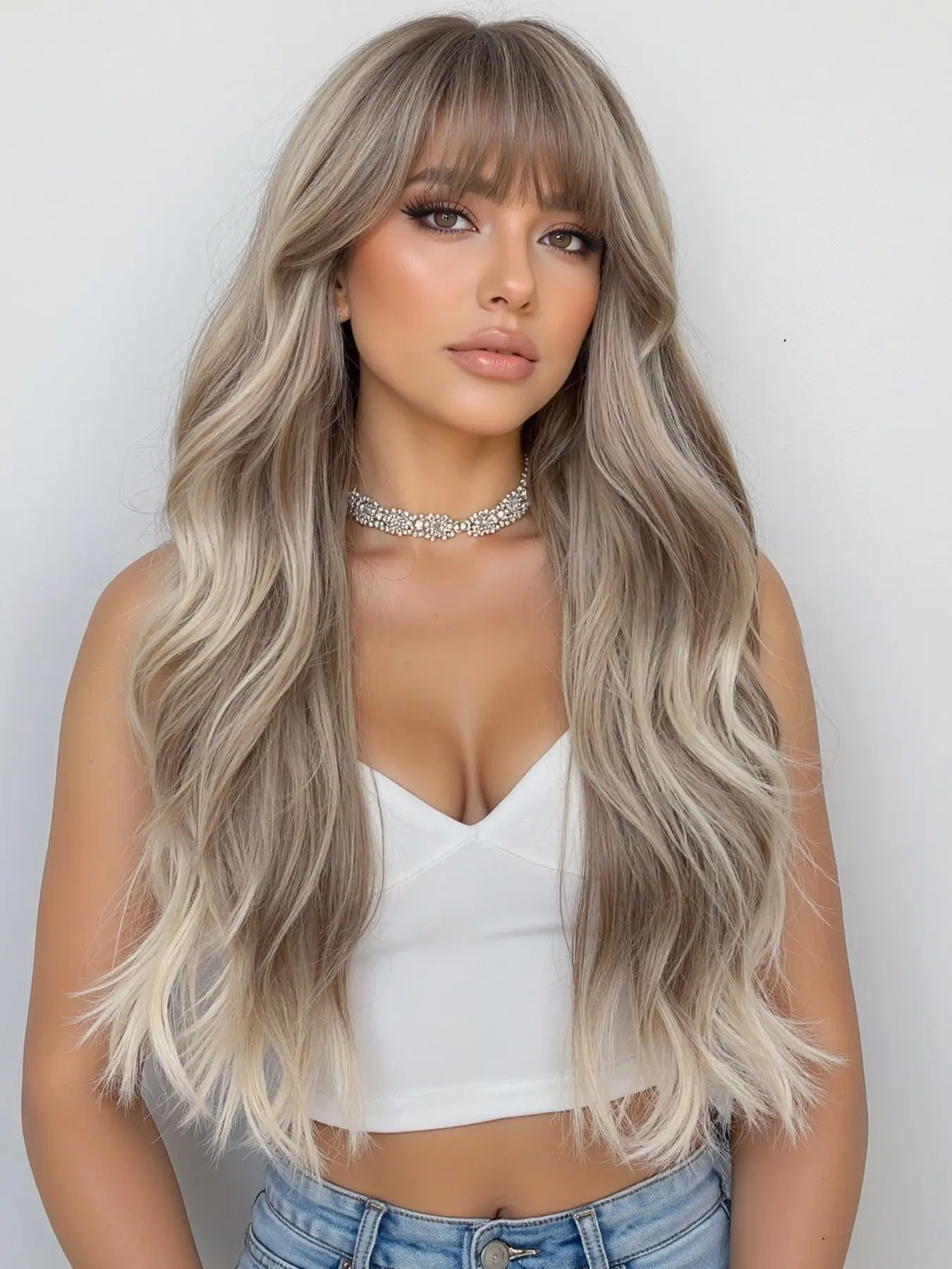 24 Inch Long Curly Wig with Bangs, Natural Look, Easy Care, Suitable for Work, Life, Parties, Cosplay, All Seasons