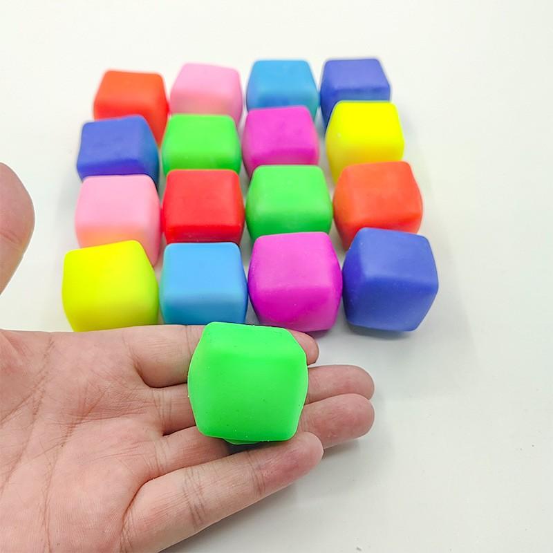 Random Color Squishy Cube, 8pcs Slow Rising Stress Relief Cube, Stretchy Fidget Cube for Anxiety Relief, Quiet Fidgets for Classroom