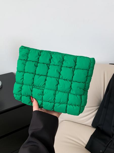 Autumn Winter New Solid Color Quilted Handbag, Large Capacity Travel Storage Bag, Zipper Design, Women's Portable Travel Organizer, Holiday Gift, Durable Pouch