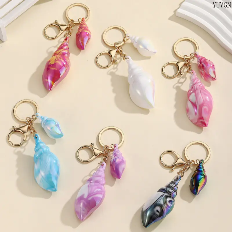 Colorful Conch Keychain, Iridescent Seashell Bag Charm, Ocean Themed Spiral Shell Pendant, Summer Beach Hanging Ornament, Trendy Accessory for Handbag & Car Keys, Lovely Holiday Gift for Women