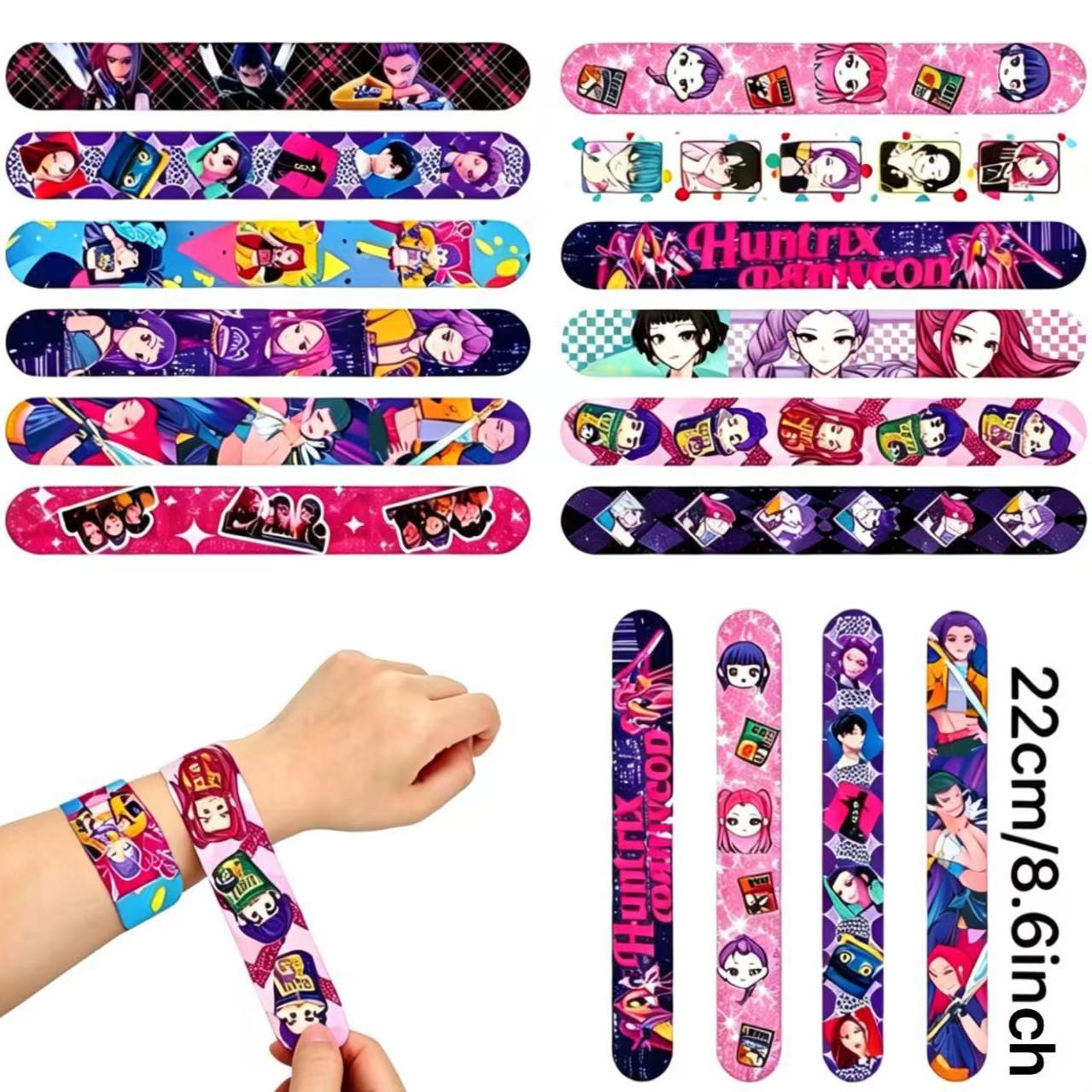 Korean cartoon girl group Dopamine Party gift set 5-piece set: 12 bracelets, 12 keychains, 12 gift bags, 12 cartoon badges, 12 decorative glasses, leaving unforgettable party memories