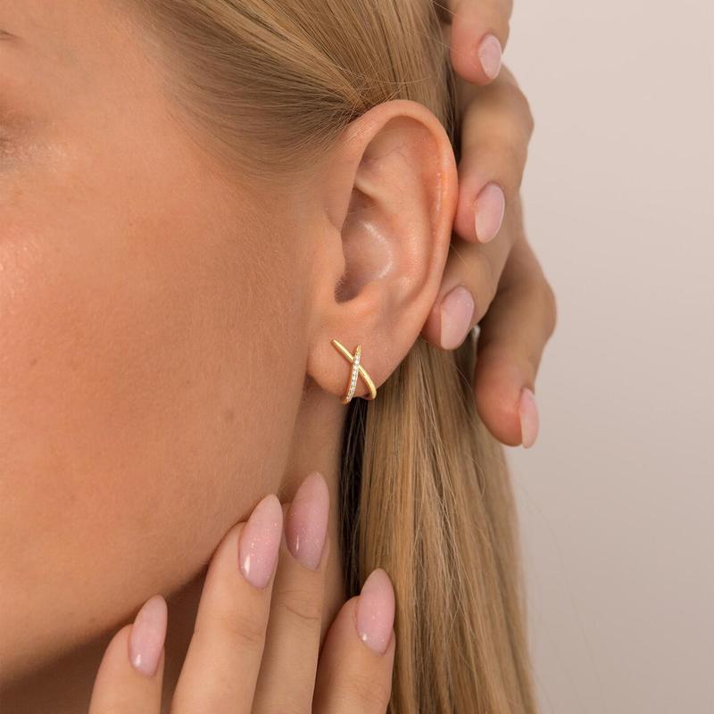 CAROVO 14K Gold-Plated Stud Earrings Dainty Earrings Simple Minimalist Cubic Zirconia Diamond Gold Earrings Hypoallergenic Earring for Women Trendy  Women Gifts