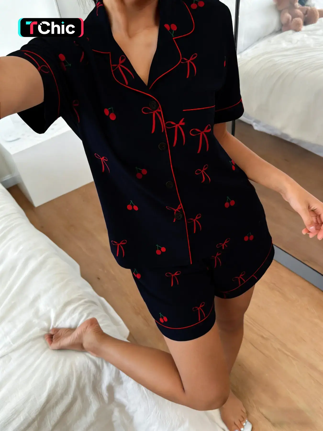 Women's Casual Loose-Fitting Pyjama Set, Short Sleeve Shorts & Top, All-Season Comfortable Sleepwear Loungewear, Cherry Bow Print