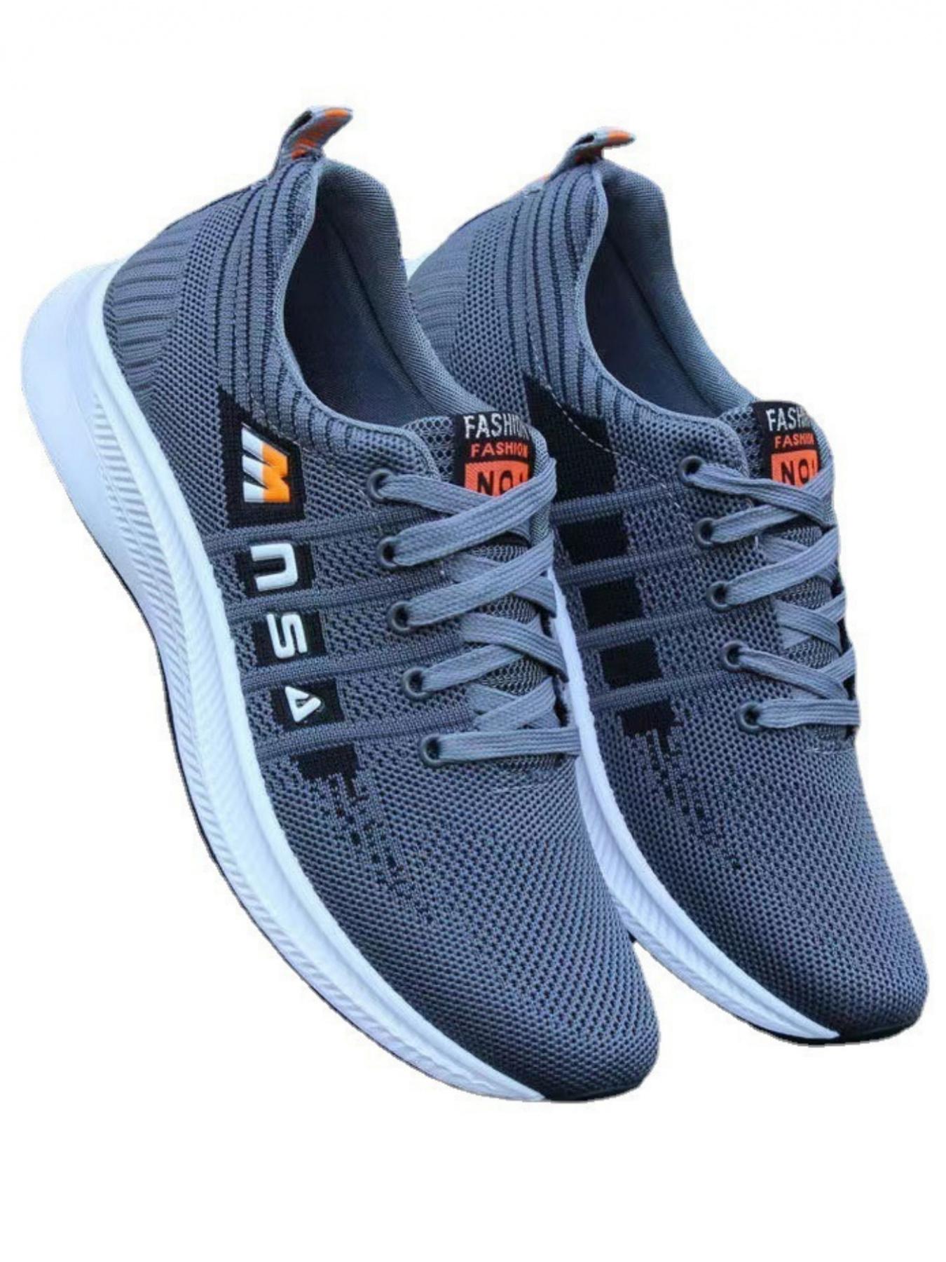 Men's casual sports shoes, made of breathable and comfortable mesh material, with stylish and eye-catching labels, personalized letter decoration design, simple and contrasting red border lines, suitable for daily wear and easy travel