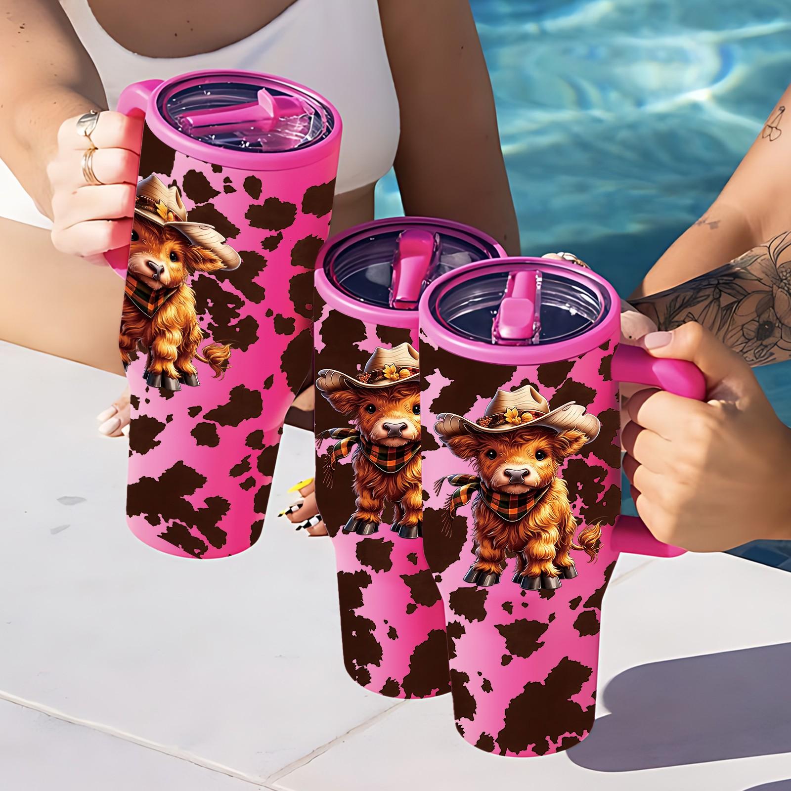 40oz Farm Style Car Travel Mug with Handle, Cute Highland Cow Design, Cow Print Pattern, Large Capacity Tumbler for Hot & Cold Drinks, Fits Car Cup Holder, Leak Resistant Lid, Western Country Gift for Women Men, Road Trip Coffee Cup