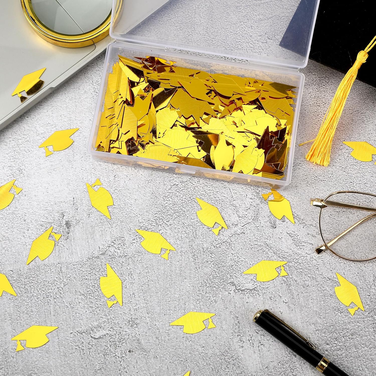 Graduation Cap Confetti, 2026 Graduation Confetti Sequins Grad Hat Party Decorations Supplies Class of 2026 Grad Party Table Scatter for Congrats Grad Table Centerpiece Decor