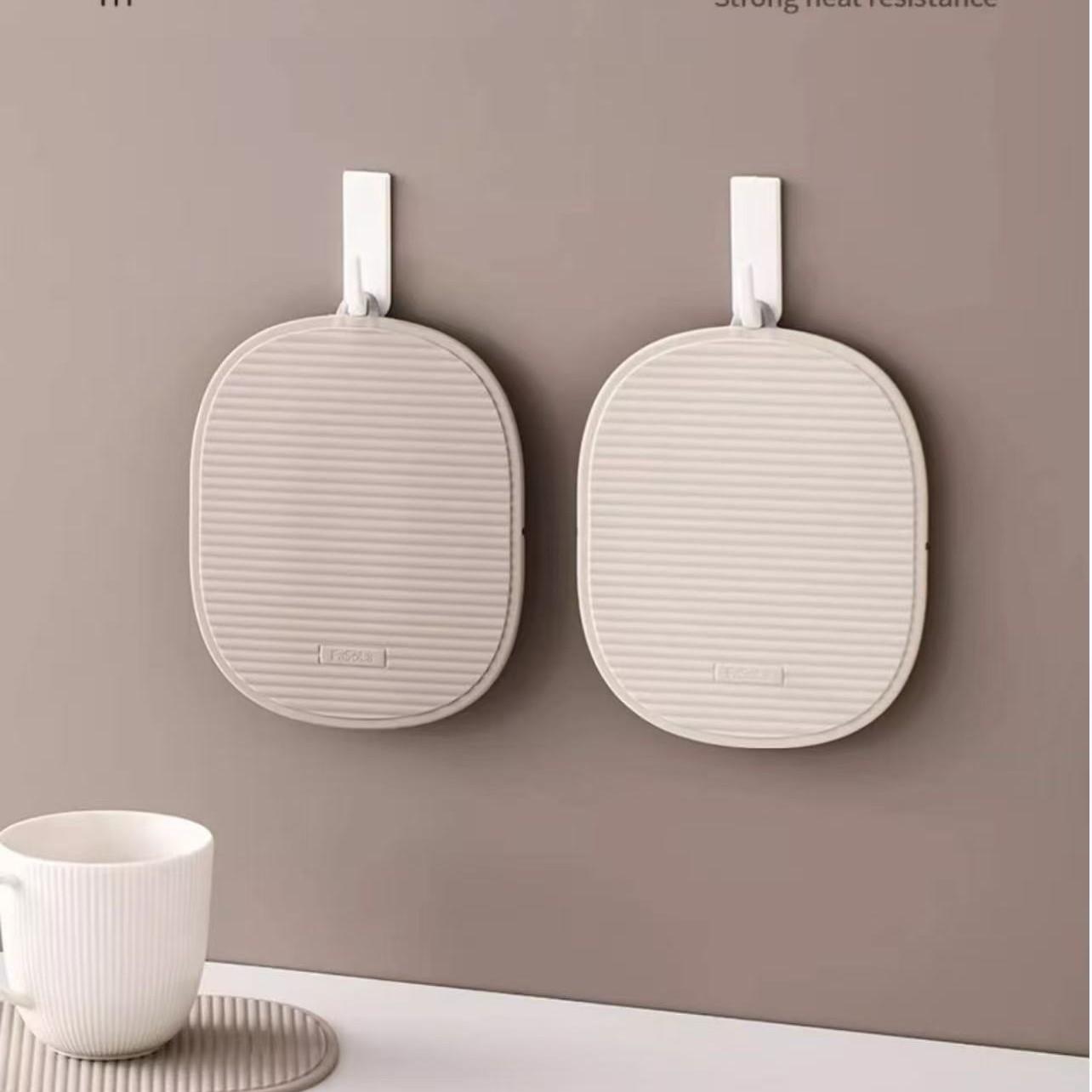 1PC Silicone Insulating Pad, Foldable, Suitable for Boilers and Hot Plates, Kitchen Essentials, Durable and Heat-Resistant Design