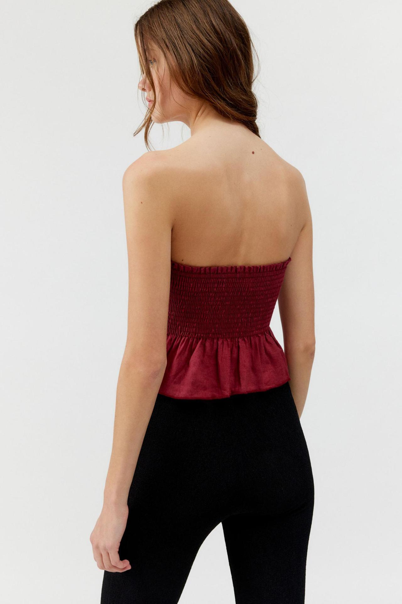 GGFL Women's Blue & White Stripe Smocked Tube Top, Strapless Ruffle Hem Peplum Crop Top for Summer.Elegant Light Blue Stripe Smocked Strapless Top, Shirred Ruffle Hem Peplum Crop Top for Daily Wear