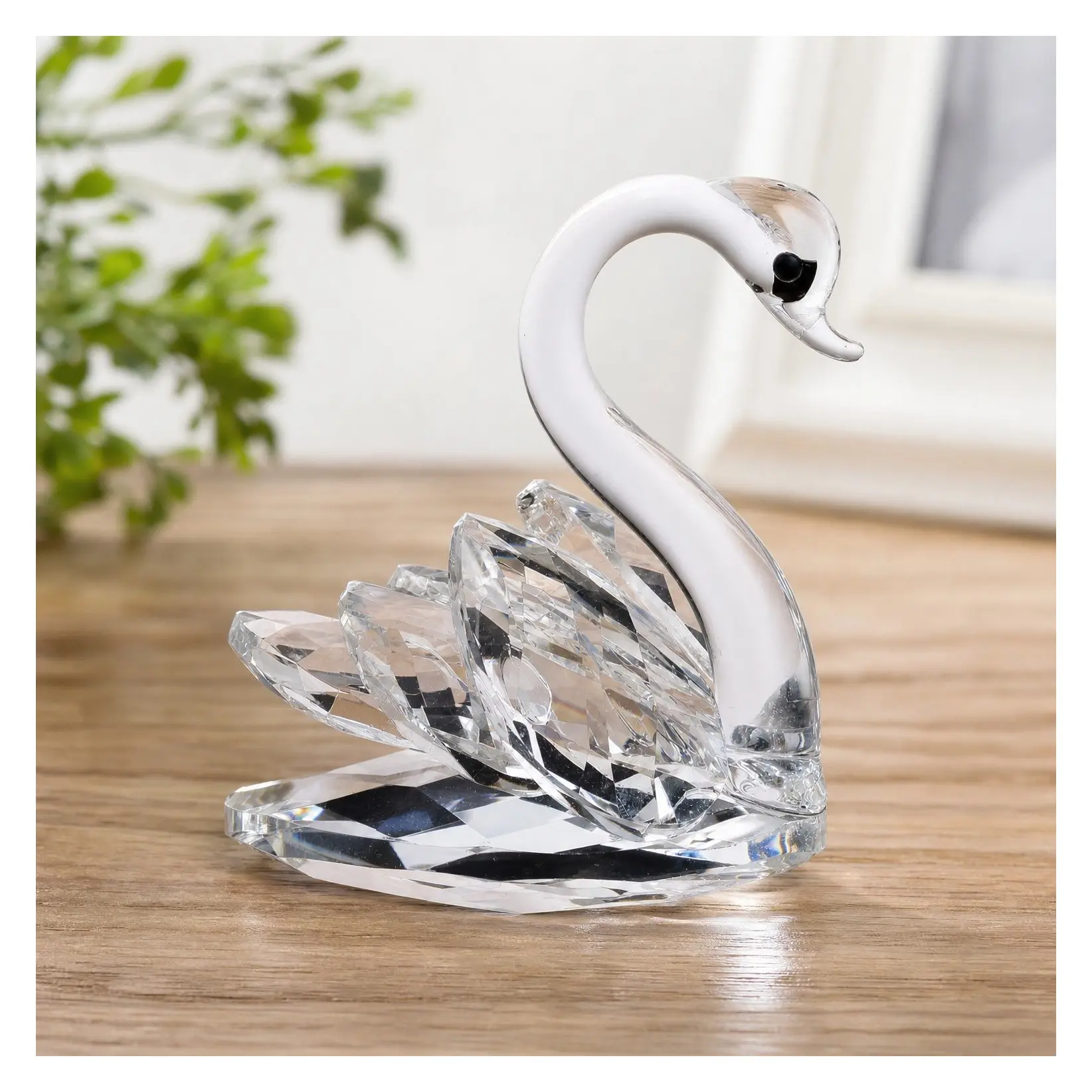 Sparkling Crystal Swan Figurine Collectible Paperweight Centerpiece Decor for Table Desk Shelf Home Office Wedding PartyGift