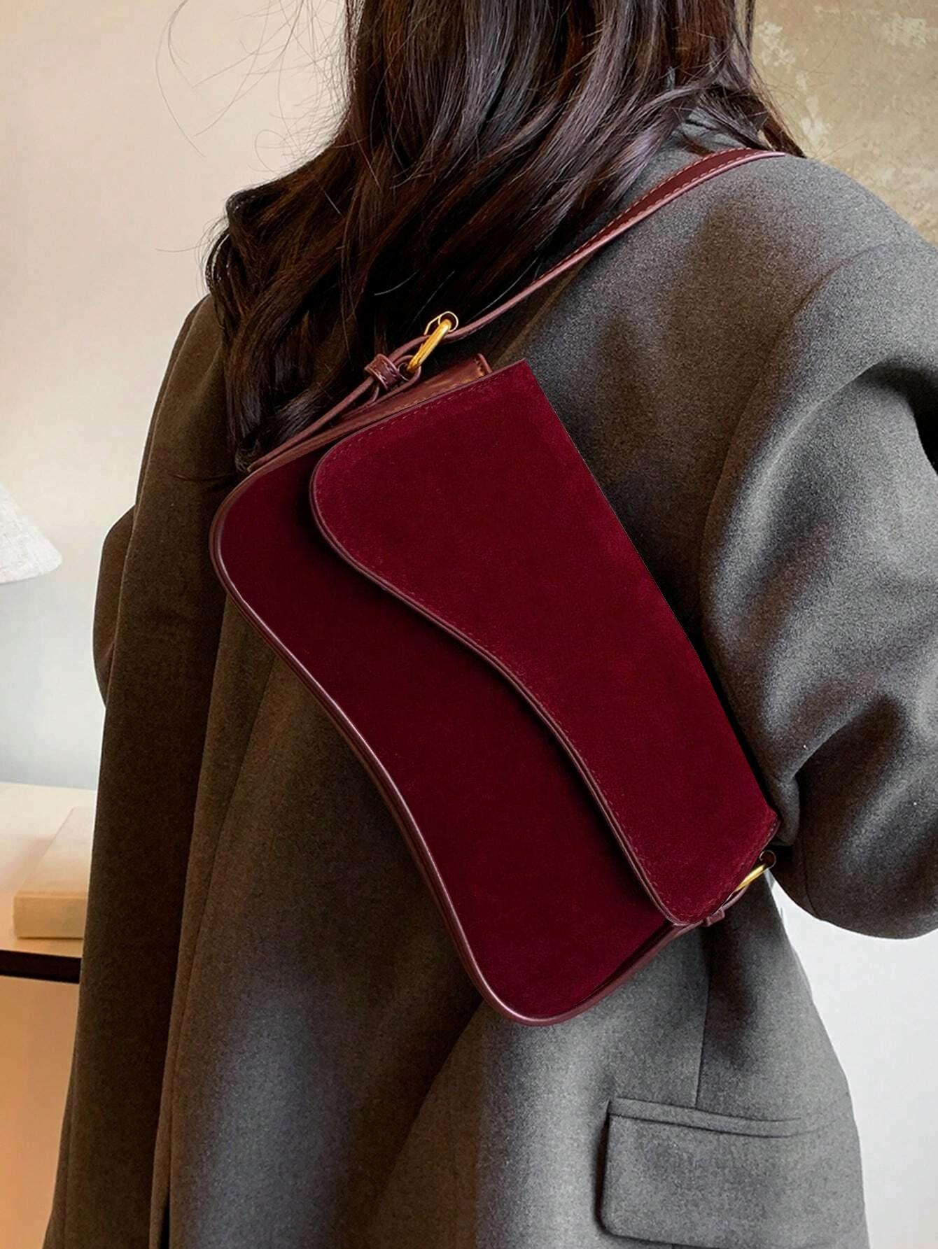 Women's Vintage Minimalist Wine Red Square Bag, Classic Crocodile-Pattern PU Leather Flap Shoulder Bag, Versatile for Commuting and Parties