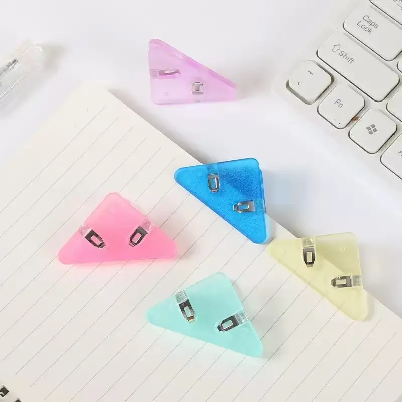 5/10/30-piece coloured acrylic triangular Shape Design clips, Sticky Triangles, paper and note clips, Triangle Sticky Note Clip, book corner ring binders, for desk organisation, durable PMMA material, perfect for office and home organisation essentials