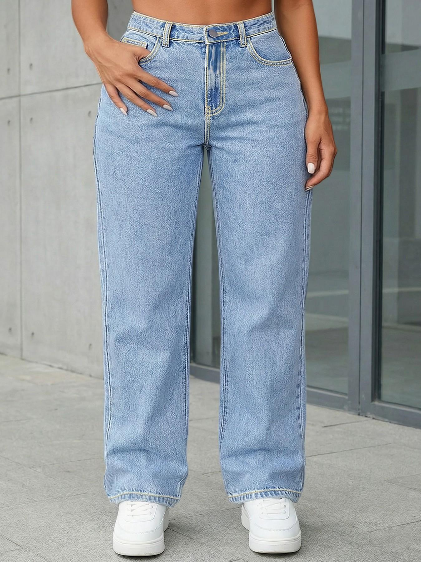 Plus Size Light Wash High Waist Wide Leg Denim Jeans, Elastic Back Waistband, Curvy Relaxed Fit, 90s Vintage Casual Style for Curvy Women