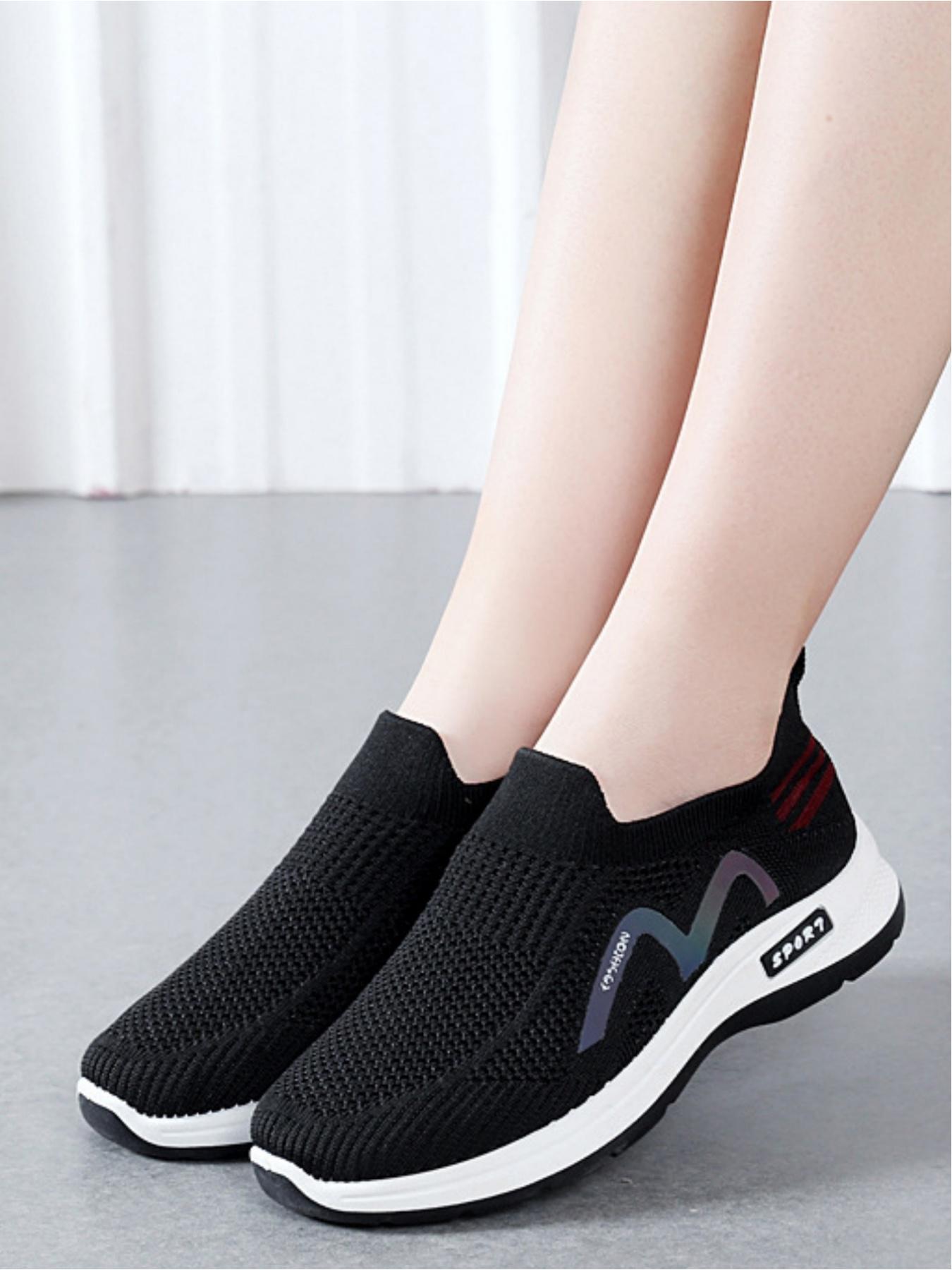 Ladies' casual sports shoes with a woven mesh upper that is breathable and comfortable. The one foot style is easy to put on and take off, suitable for daily commuting, outdoor leisure, running, fitness, hiking and other sports scenes