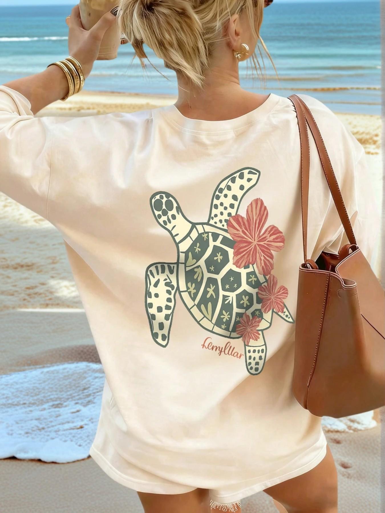 Women's Oversized Sea Turtle Floral Graphic T-Shirt, Back Print Hibiscus Flower, Casual Loose-Fit Short Sleeve Crew Neck Top