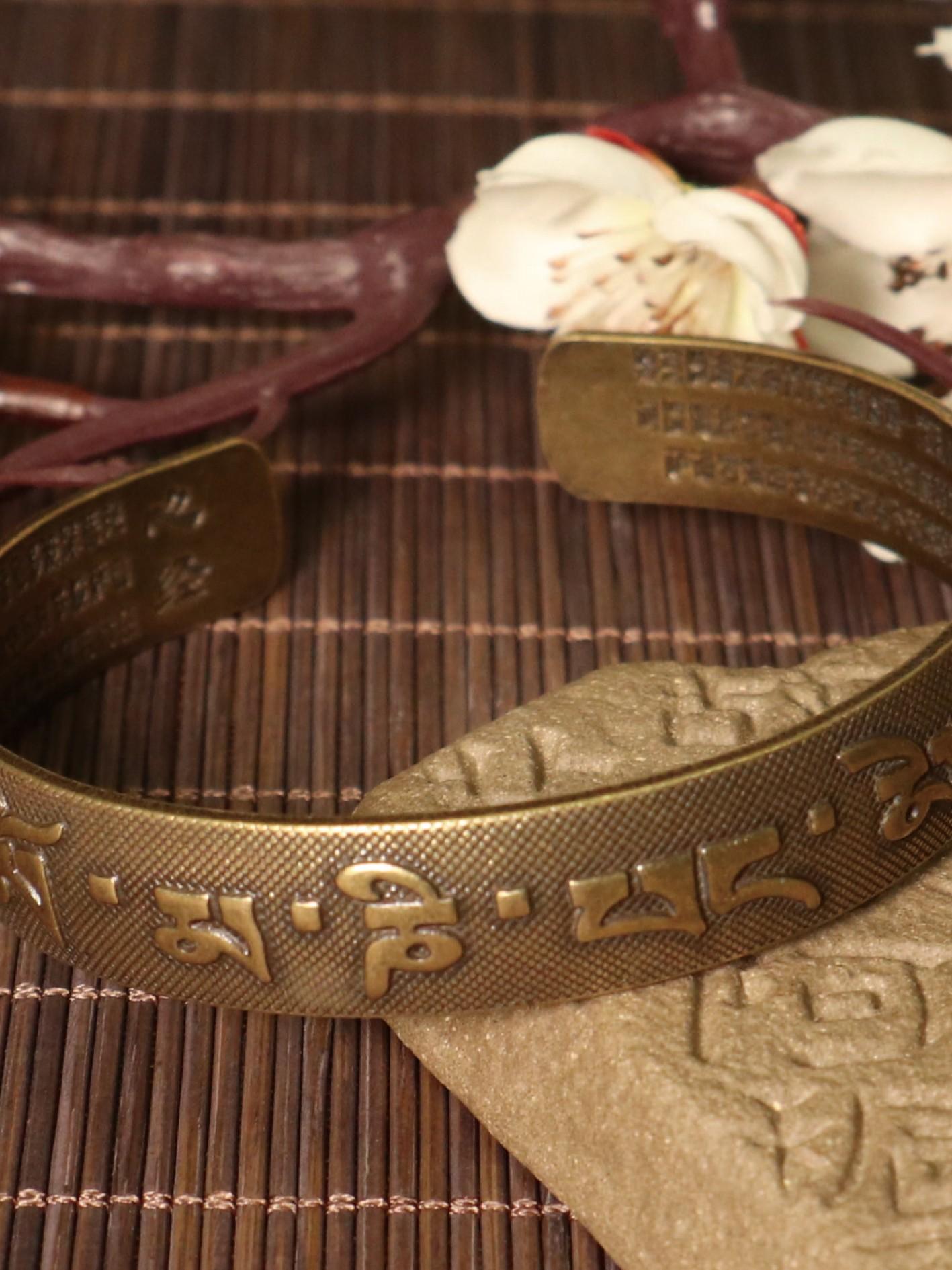 Good Luck Mantra Ring, Vintage Brass Tibetan Script, Aged Copper Talisman Band, Dainty Stackable Ring, Positive Affirmation Jewelry