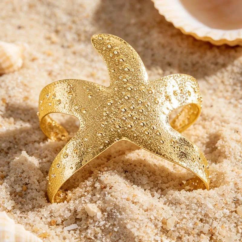 Women's Vintage Gold Geometric Star Metal Texture Adjustable Size Female Cuff Bracelet, Exaggerated Open-Arm Design for Casual Wear Fashion Jewelry, Open Arm Shape