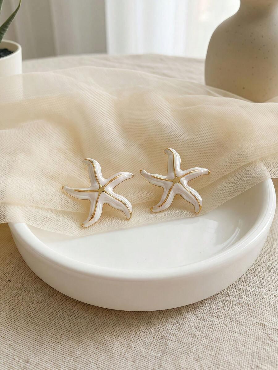 2026 New Arrival Enamel Stud Earrings for Women, White & Gold Starfish Flower Bow Statement Earrings, Cute Beach Jewelry Gifts for Girls