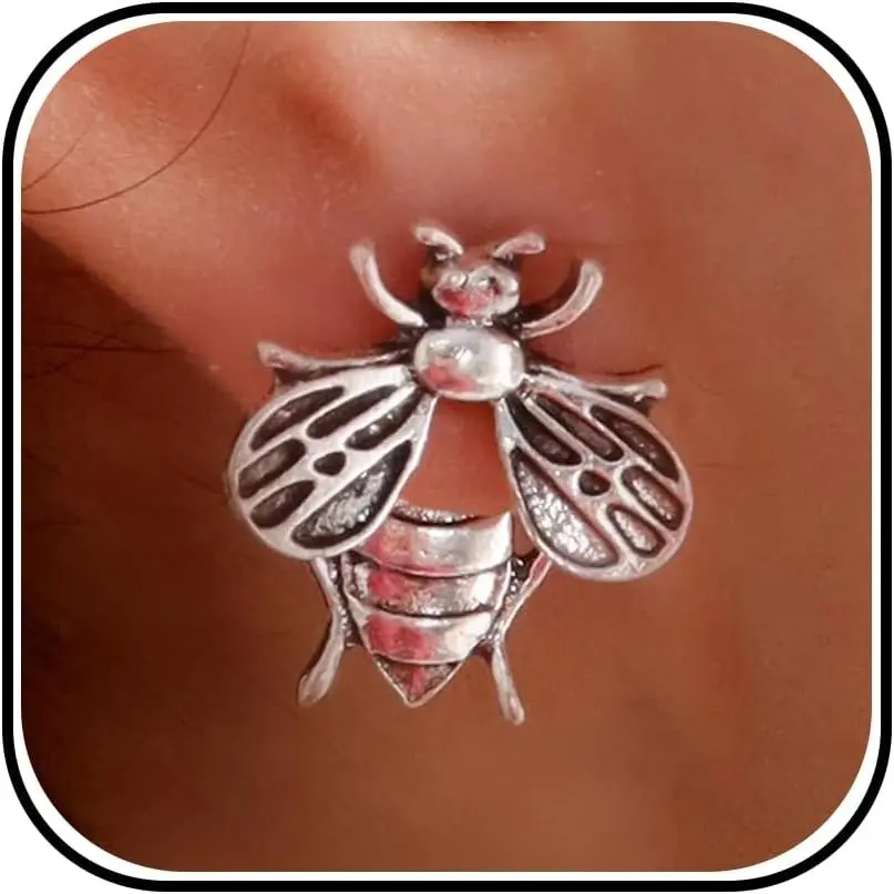 T1：bee earrings