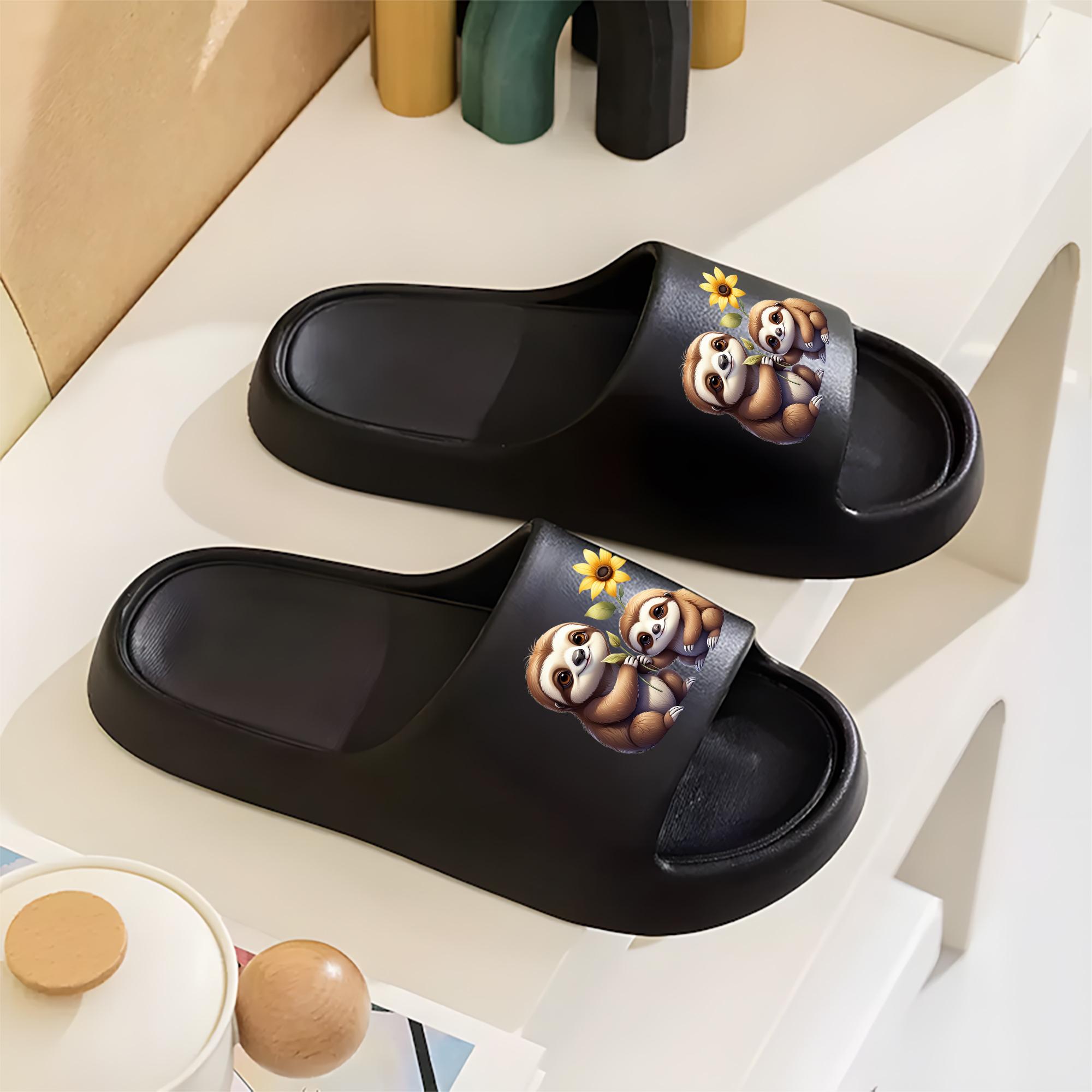 Cute Sloth Parent-child Printed Slippers, Soft-soled Slippers for Indoor and Outdoor Wear, Comfortable and Non-slip Slippers in Same Style for Adults and Children, Cute Animal Pattern Slippers Suit
