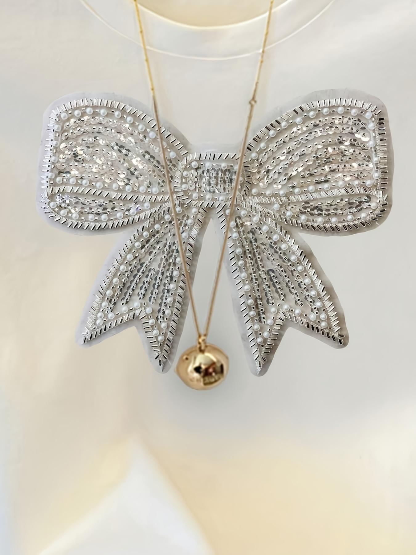 Women's Fashion Butterfly Sequins Detail Tee, Casual Style Short Sleeve Round Neck Top, Comfortable Elastic Geometric Pattern Shirt