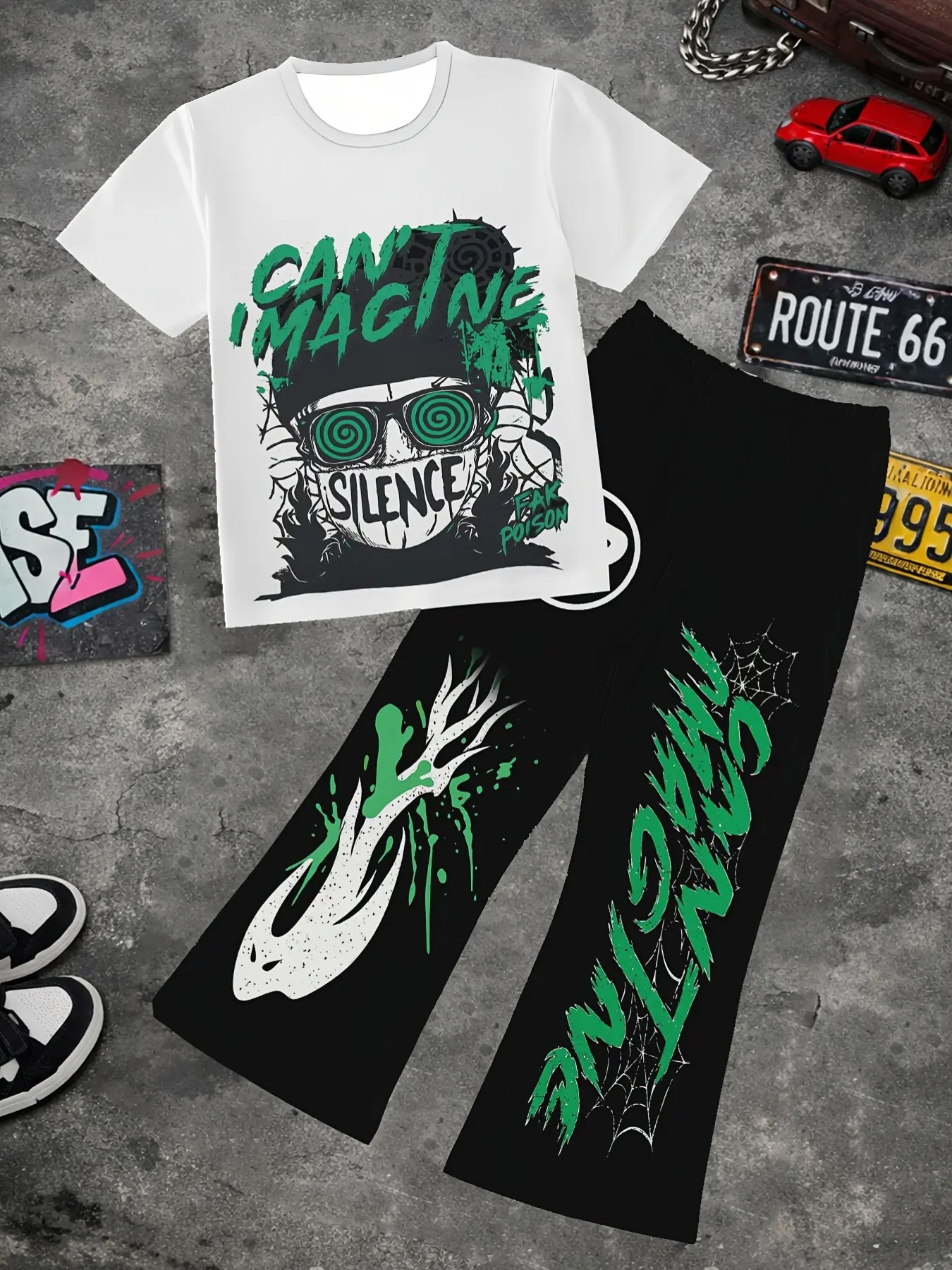 Men Gothic Street Skull Mask Graffiti Graphic Short Sleeve T‑Shirt & Flared Bootcut Pants 2‑Piece Matching Outfit, Cool Urban Streetwear For Daily Outing Club Party