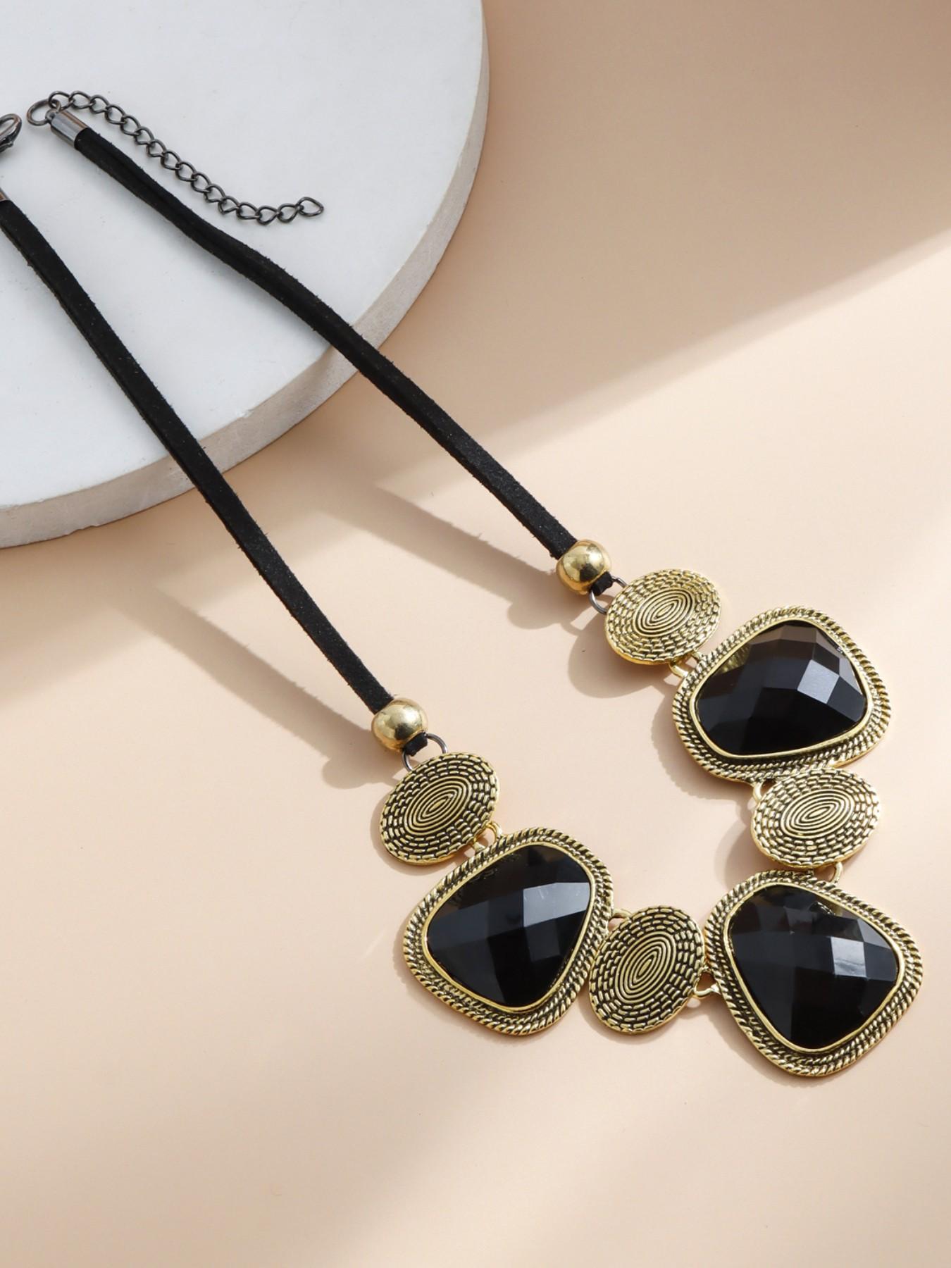 Vintage Tribal Style Gold Geometric Gemstone Necklace for Women, Unique Design High-End Collar Chain, Fashion Jewelry Accessory