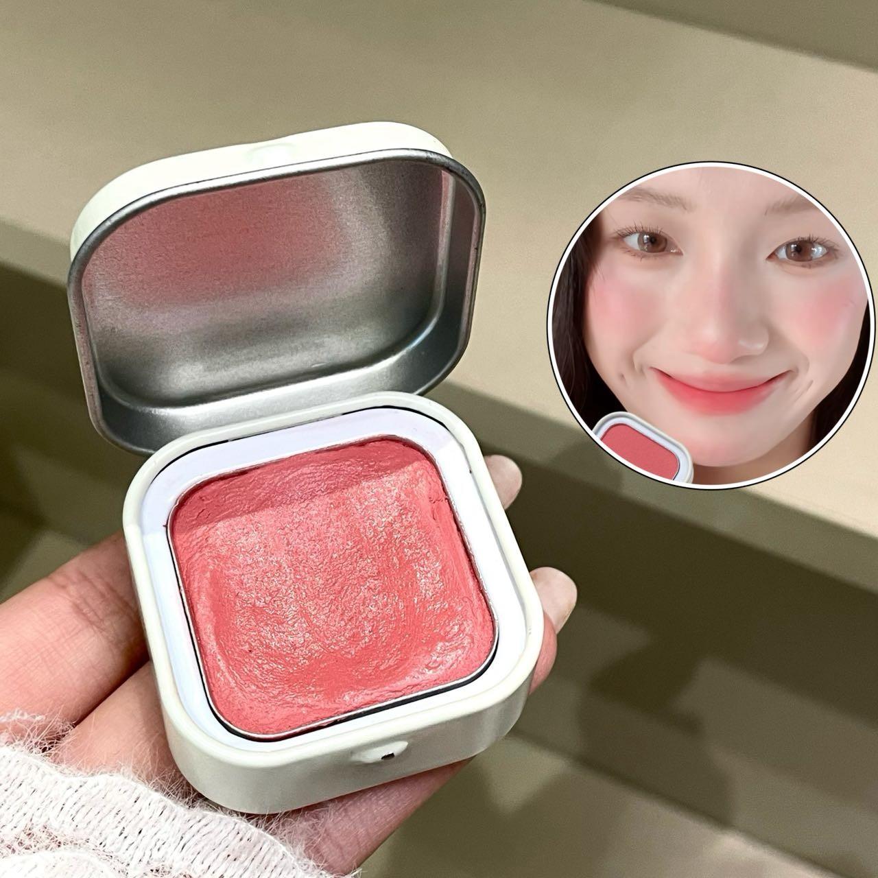 Lightweight Smooth Soft Blush, Matte, 4 Colors Available, Natural Look, Long-Lasting, Waterproof Sweatproof, Ideal Gift, Suitable for All Skin Types