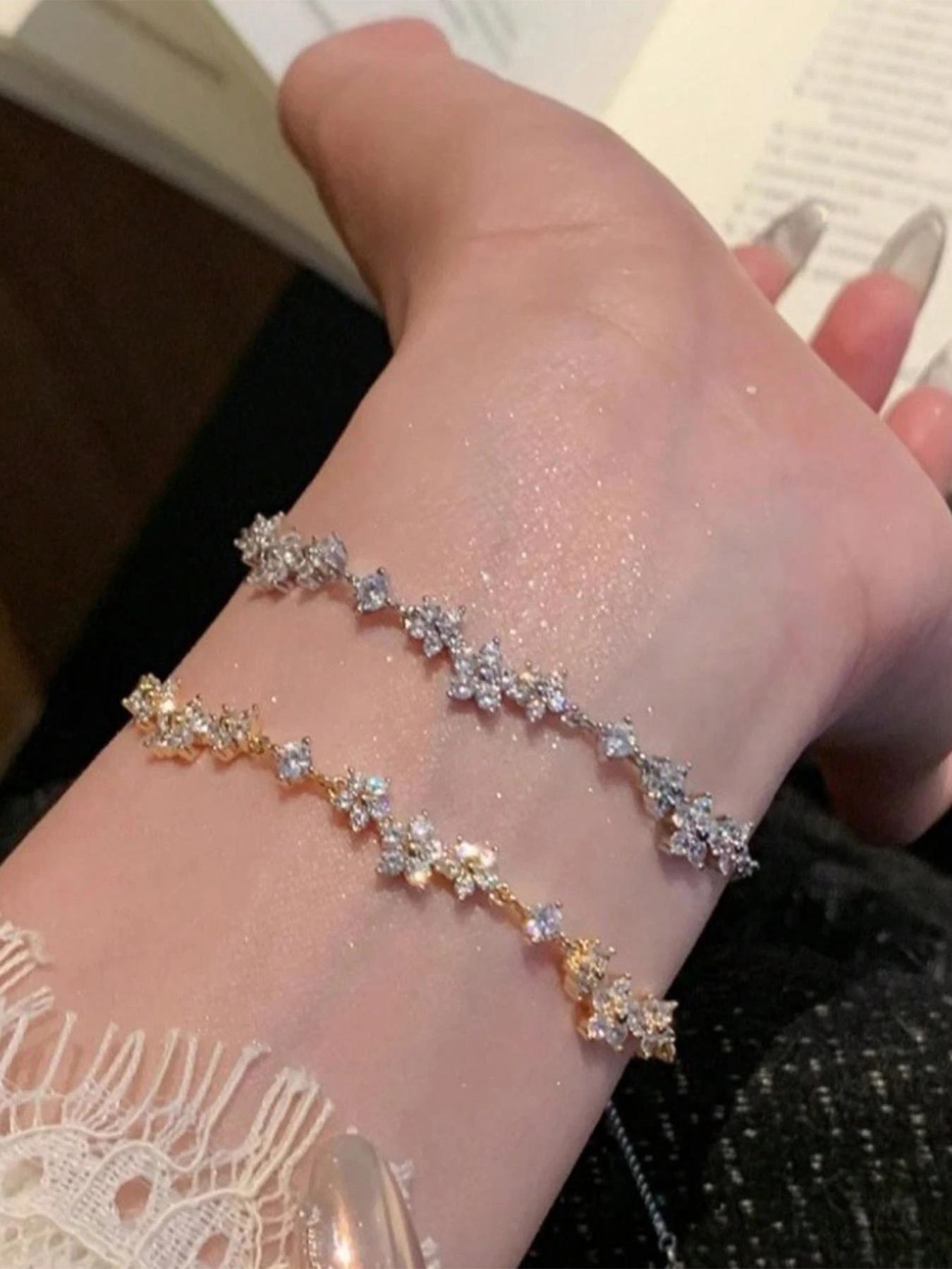 Elegant Adjustable Zircon Flower Bracelet for Women, Casual Style, Perfect for Daily Wear and Holiday Gifts