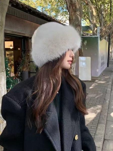 Large Women's Bucket Hat with Warm Earflaps, Fashionable Outdoor Cold Protection Accessory, Multi-purpose Stylish Headwear, Fashion Matching Hat