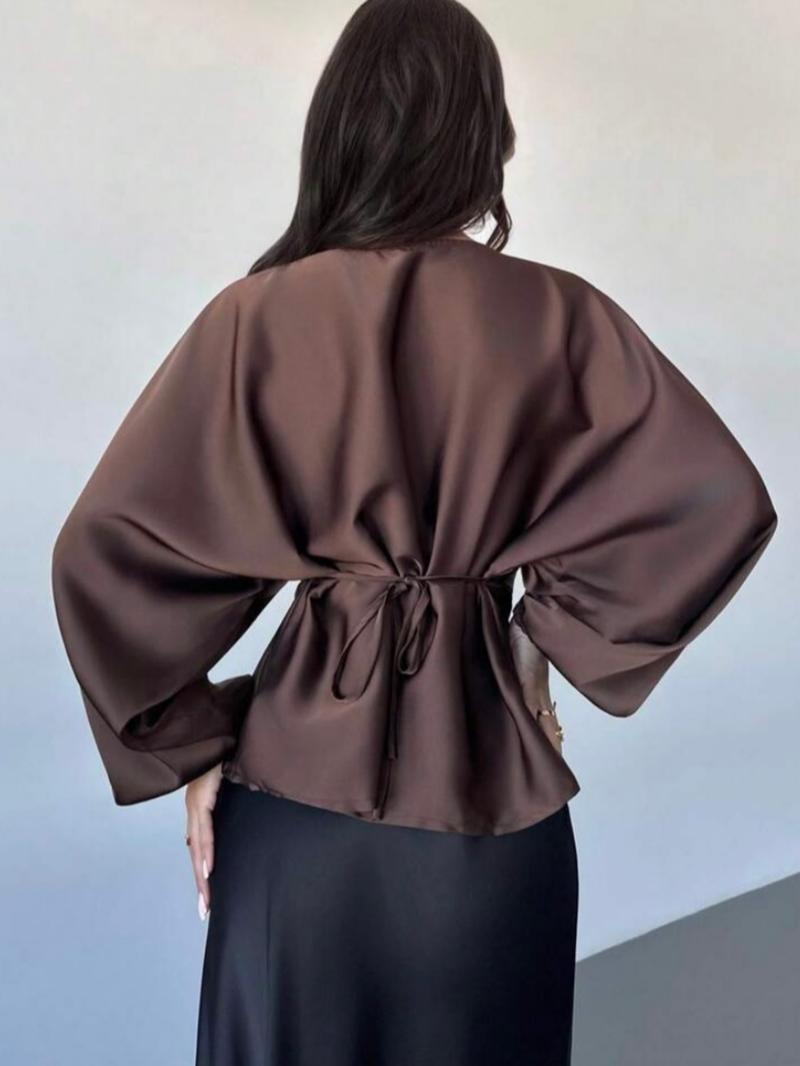 Elegant Satin Lantern Sleeve Top Blouse, Back Tie Waist Design, Round Neck, Perfect for Commuting and Dates, High-End Style Elegant Satin Lantern Sleeve Top Blouse, Back Tie Waist Design, Round Neck, Perfect for Commuting and Dates, High-End Style