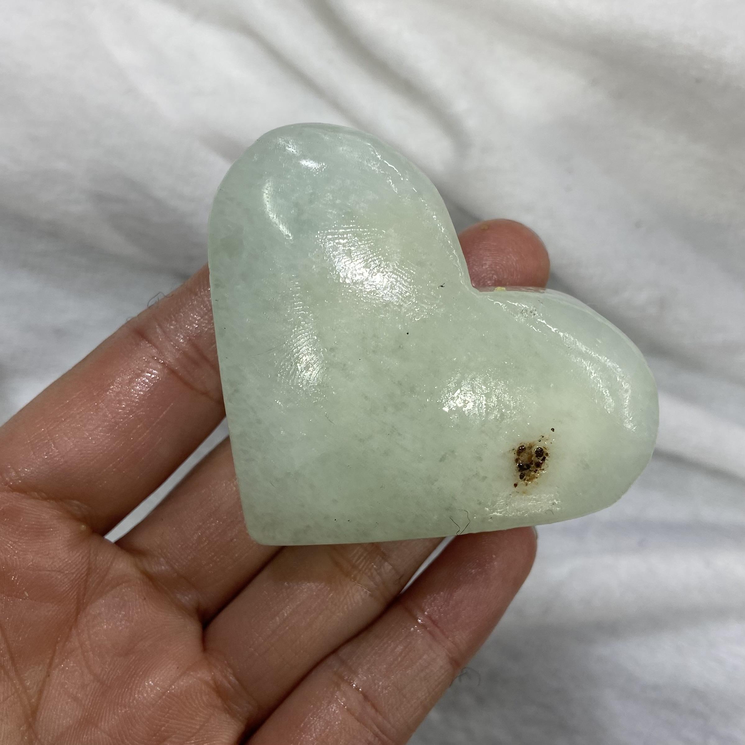 1 count Natural Green Onyx Calcite Heart Stone And Crystal mineral Healing Crystal 57-63mm
