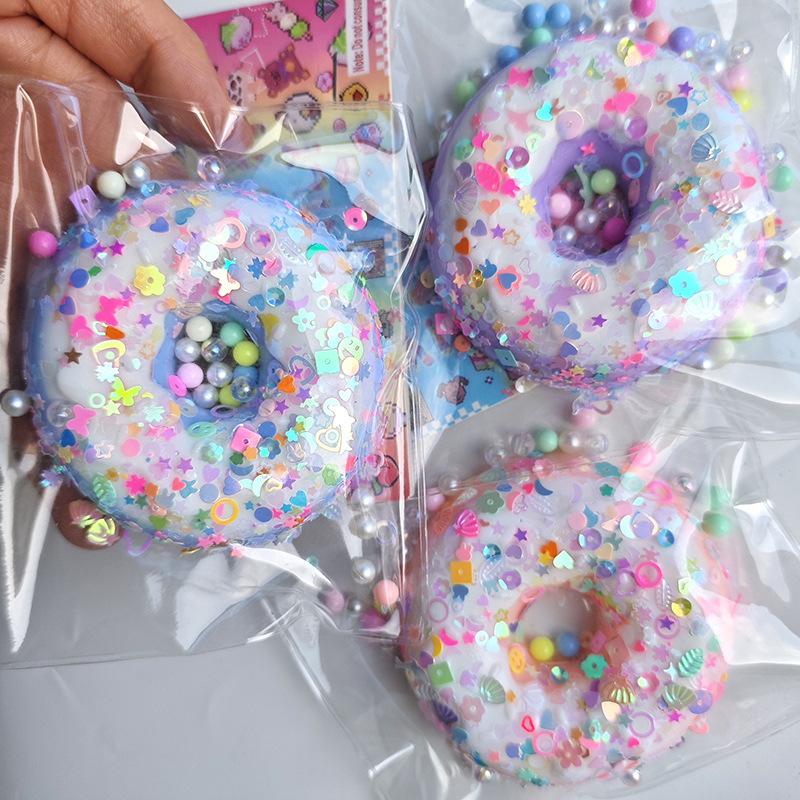 Simulated donut stress-relief toy, jelly stress-relief beads, stress-relief gadget, stall toy.