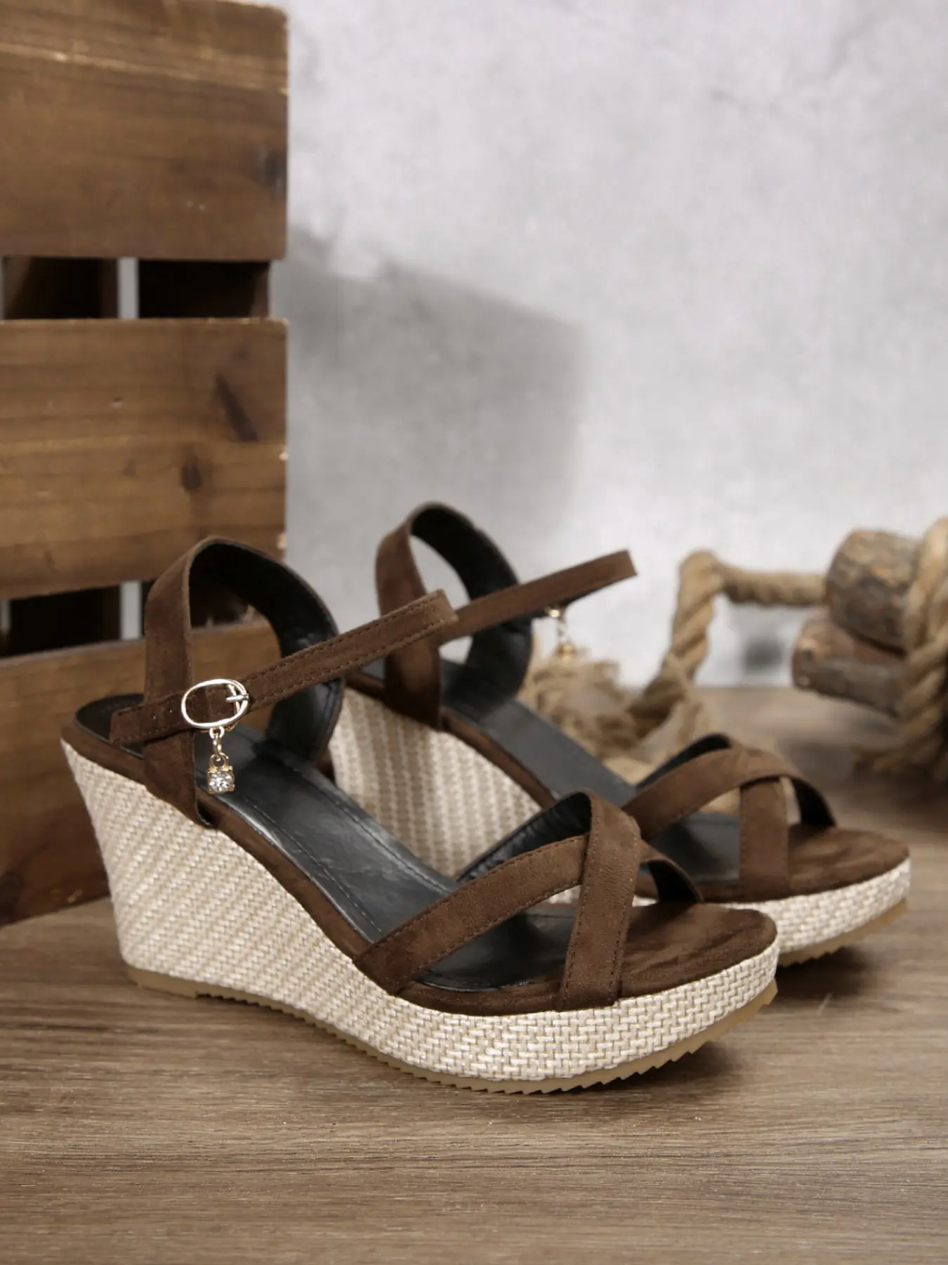 Women Crisscross Strap Espadrille Solid Color Wedge Sandals, Open Toe Adjustable Ankle Buckle Platform Wedge Heels, Bohemian Summer Vacation Sandals, Coffee Brown