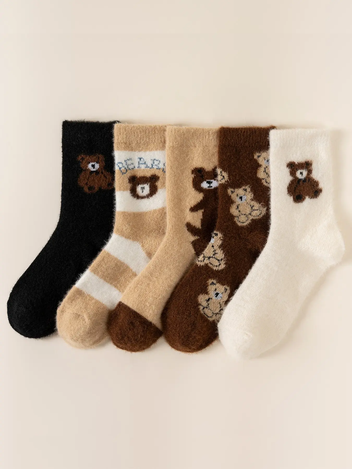Cute Cartoon Bear Fuzzy Crew Socks for Women, Soft Plush Fluffy Thermal Winter Socks, Cozy Warm Fleece Socks for Sleeping, Home Lounge & Indoor Daily Wear