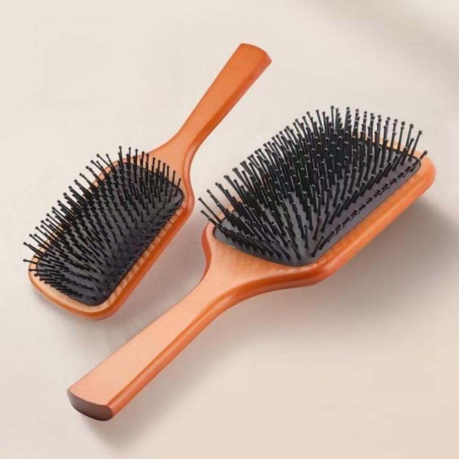Massage Comb for Home Use, Wooden Hair Brush for Long Hair, Anti-Static Volumizing Comb, Detangling and Styling Tool