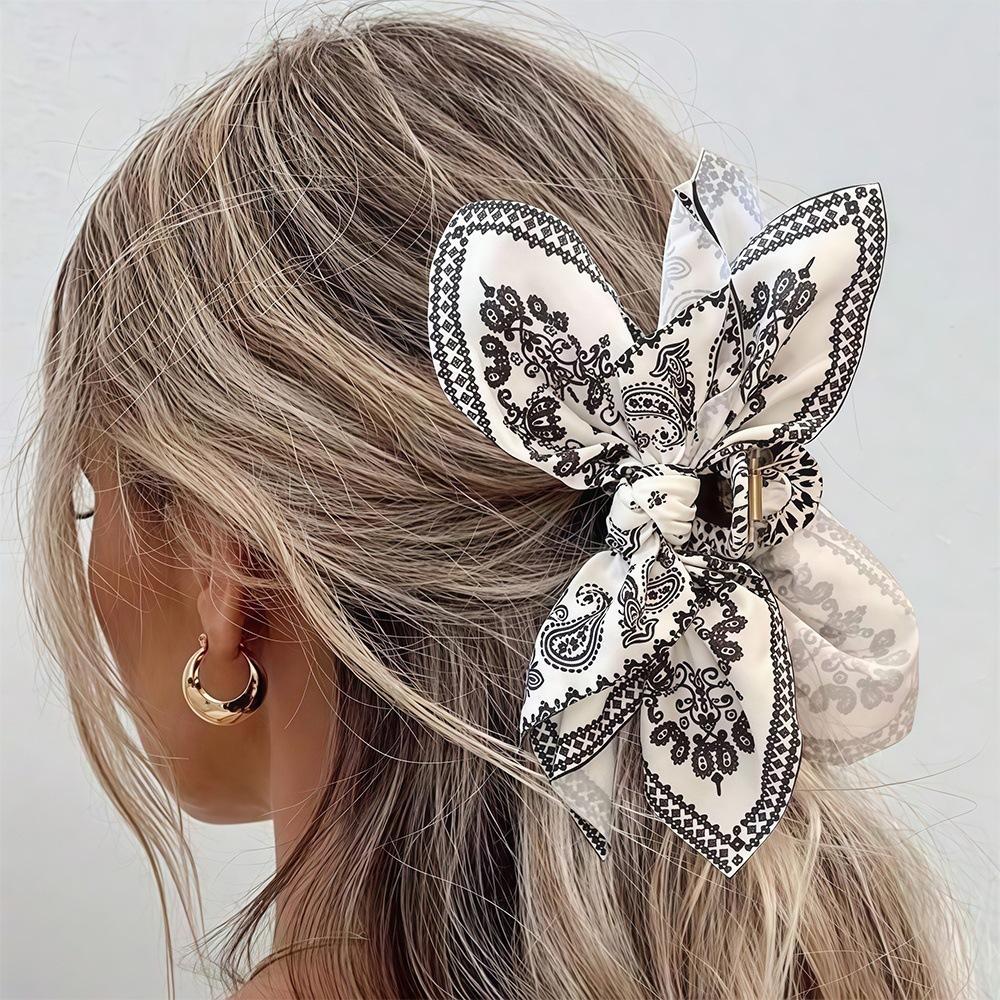 Women's Oversized Bow Hair Claw Clip For Women, Paisley And Leopard Printed Fabric Bow, Strong‑Grip Non‑Slip Hair Accessory For Thick Hair, Lightweight Durable Design For Half‑Up Styles, Daily Office Party And Travel Occasions